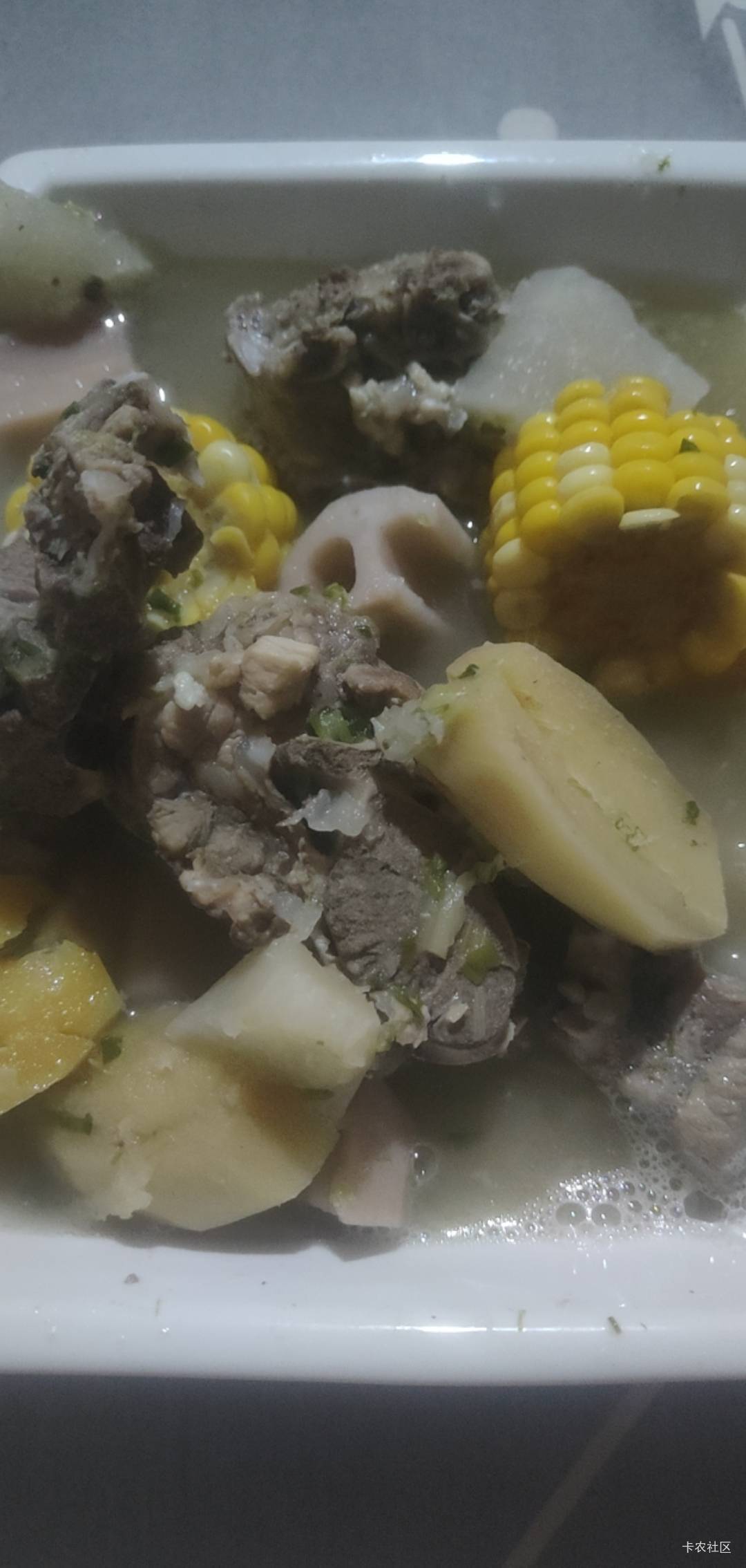 吃点宵夜睡觉，着顾着闷头打烟云，多没注意5级没包了，白搞

81 / 作者:繁天天 / 