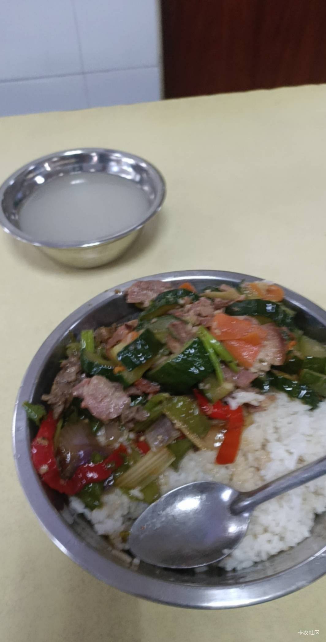 大战黑厂第十天，预支了一千大洋。要还600快给朋友。



66 / 作者:撸毛老哥 / 