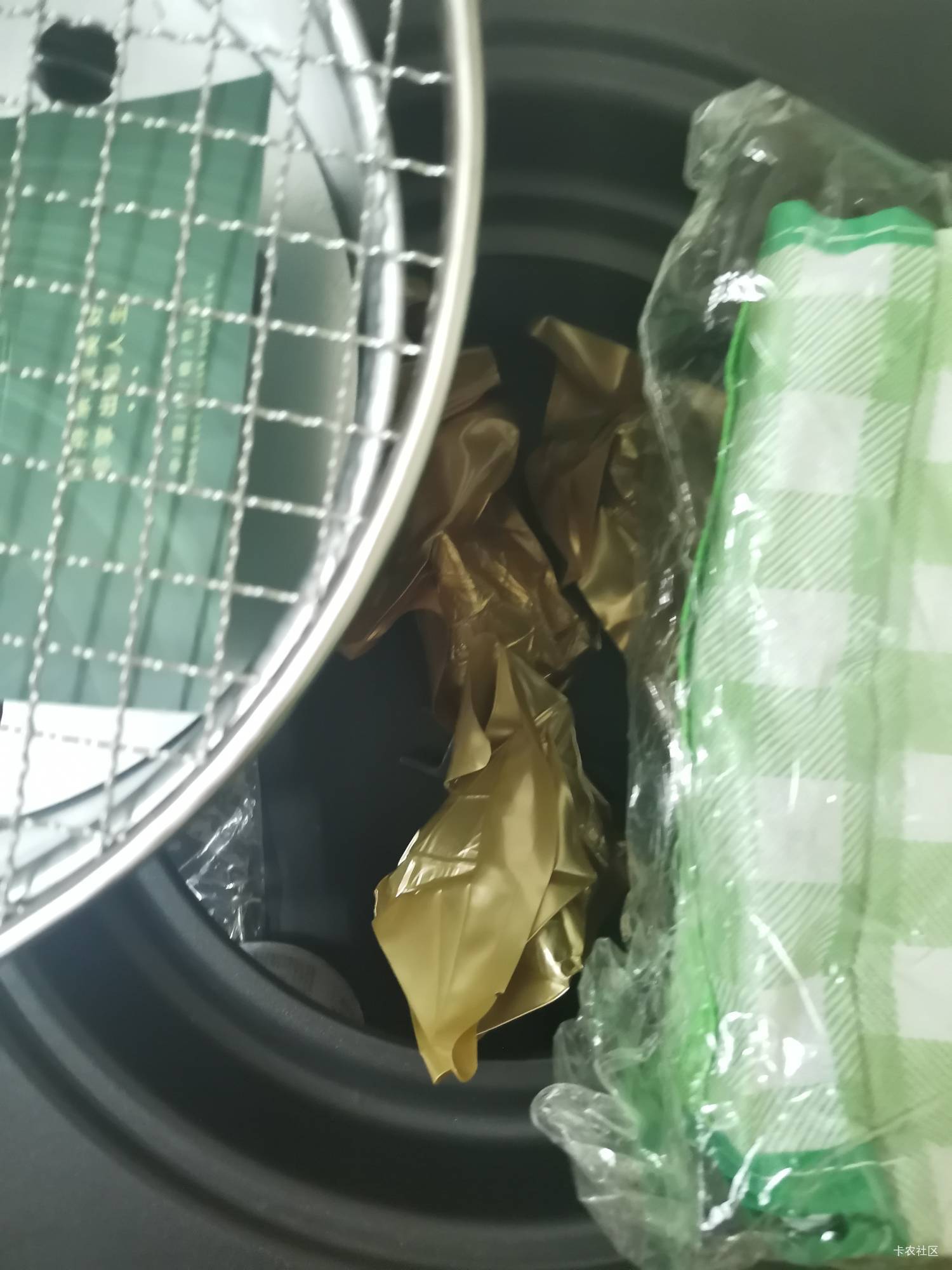 币王表格登记就有啊，六个粽子一副牌一个烧烤架，烧烤架没啥用，上次赠金都没领到


12 / 作者:无敌超级兽 / 