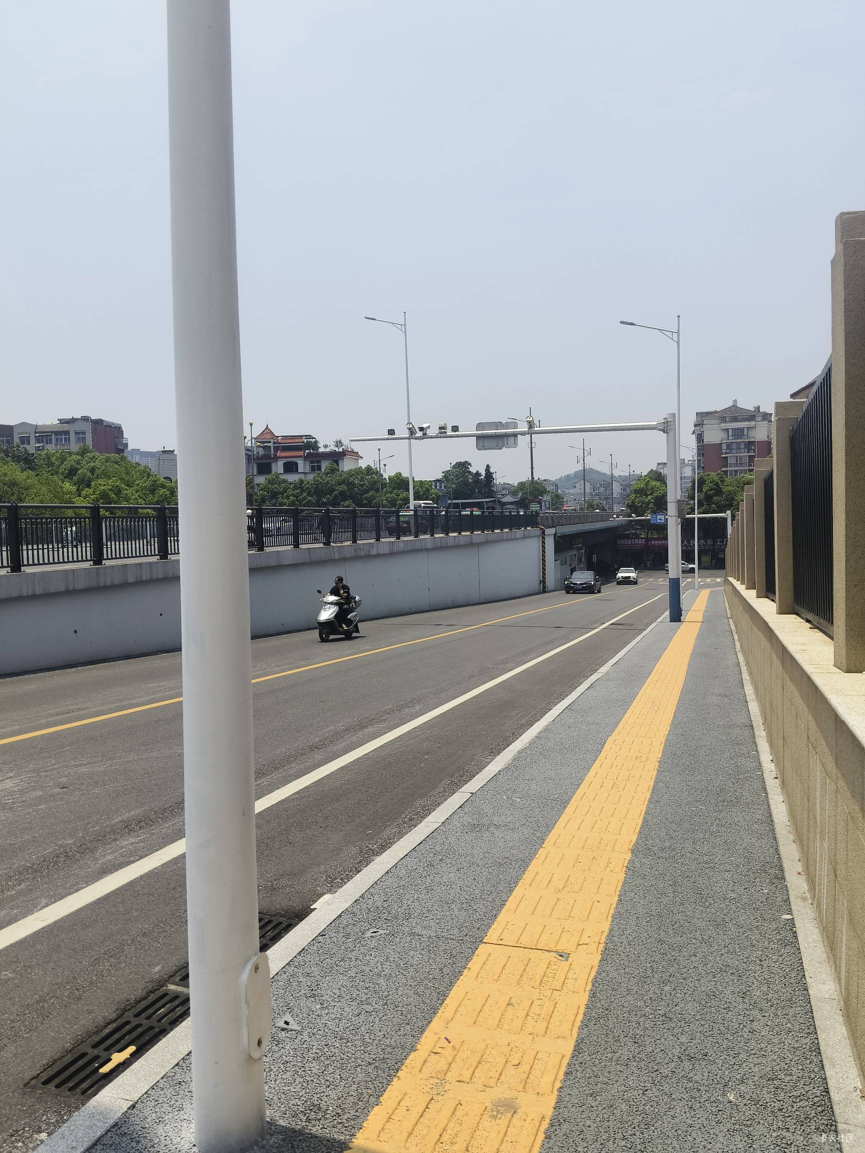 老哥们，笔录已经做好，民警顺等下调监控核实，到时候有消息联系我



60 / 作者:我呢我呢手机 / 