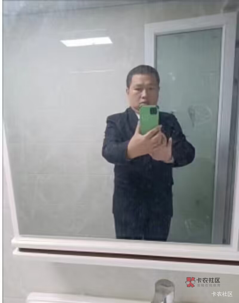 中华园找搭子男闺蜜

33 / 作者:朱铁胆 / 