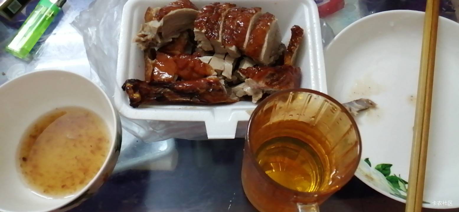 老哥一个菜，19块，喝上2斤

99 / 作者:卡农三嫂 / 