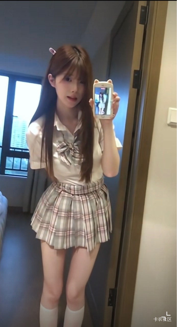 不能乱发图了号都会被干没了，@余生放浪 

86 / 作者:初心ic / 