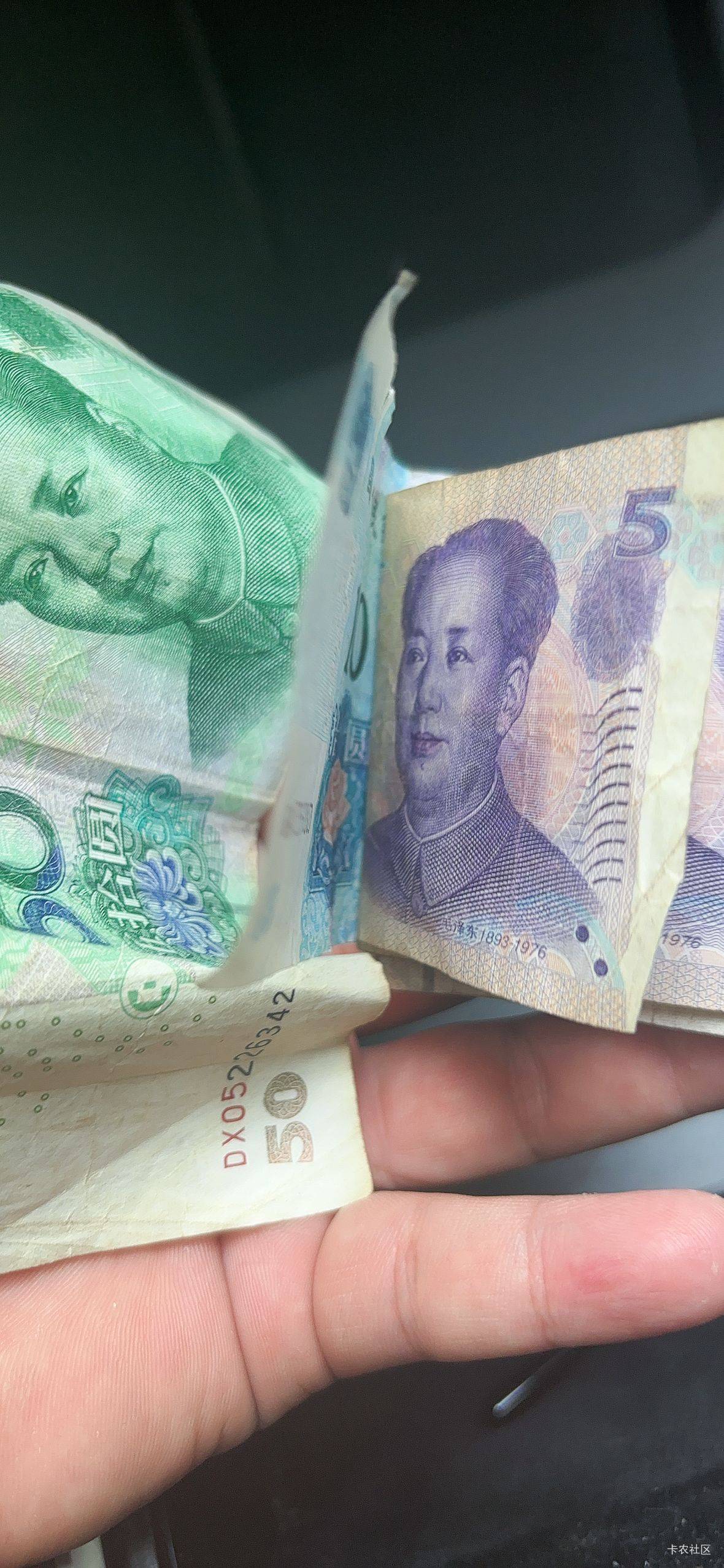 在闲鱼出了3个腐竹，两个退款的，一个看到不收货的，我服了，而且我还是挂的15

24 / 作者:枫霜降 / 