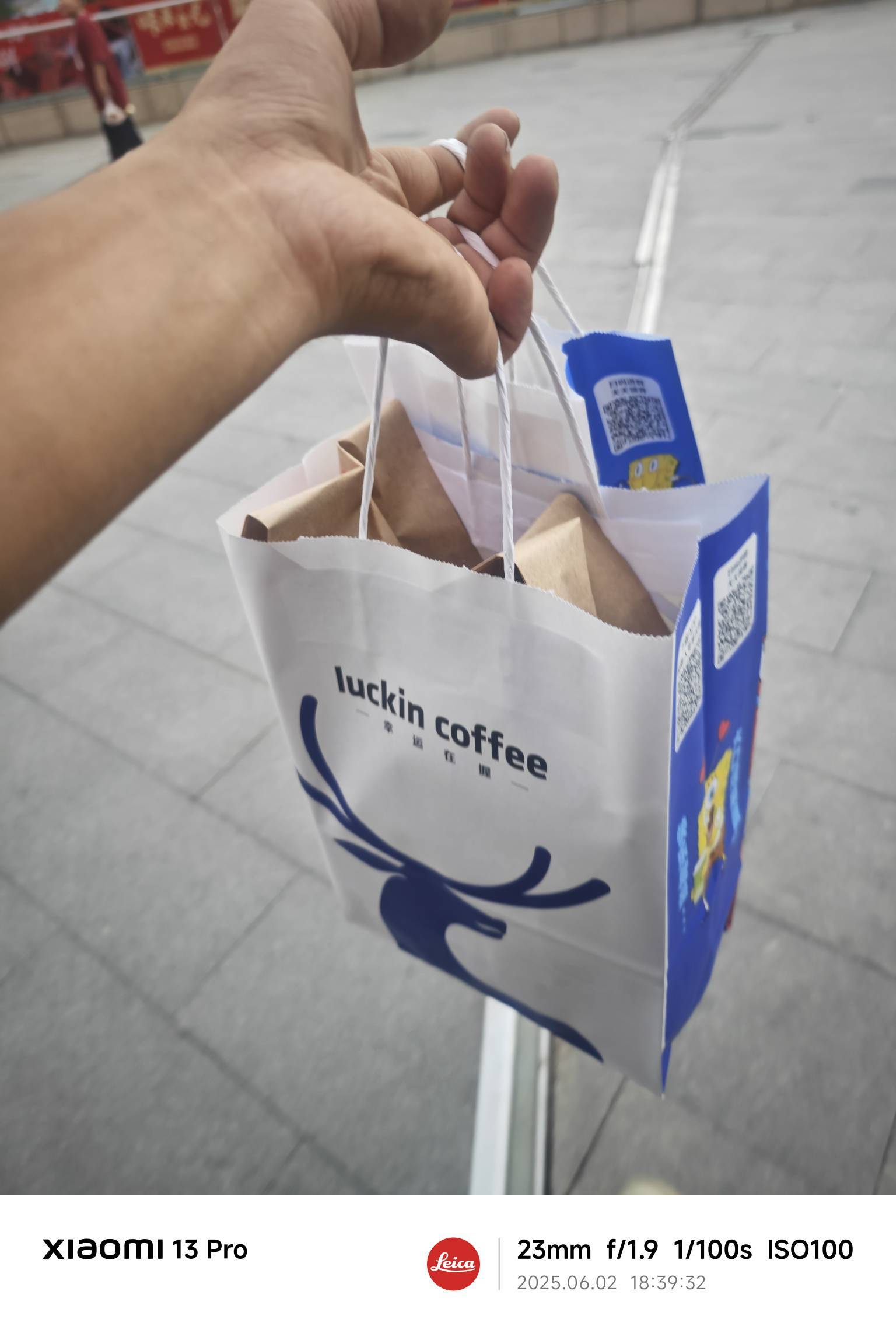 连着喝了三天了

52 / 作者:库里猛擦 / 