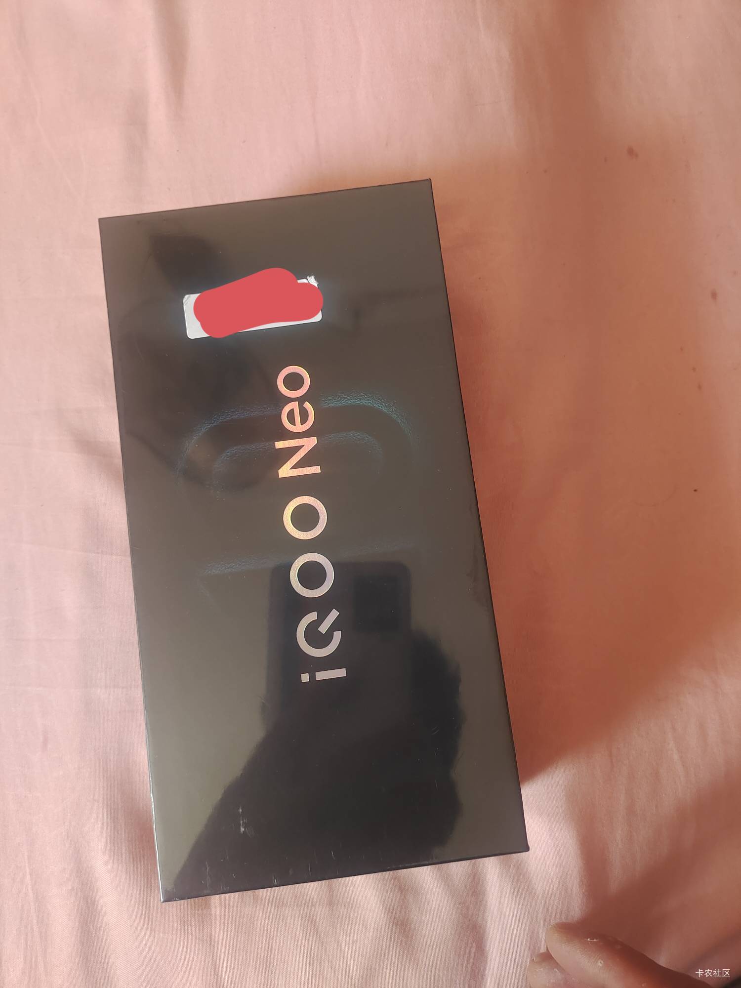 爱租机的手机到了，全新未激活，vivo客服说没激活就没有企业锁，能出多少




90 / 作者:戒酒的李白丶 / 