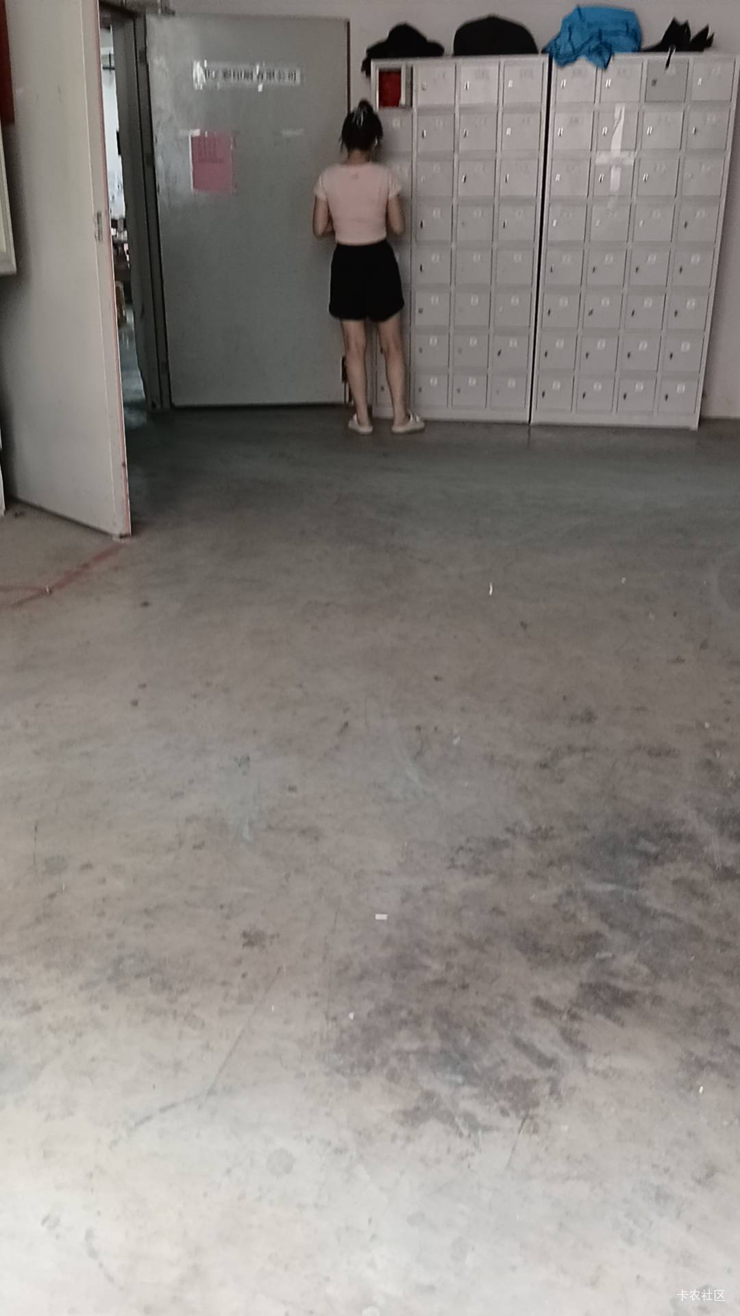 牛马生活

59 / 作者:永恒yi / 