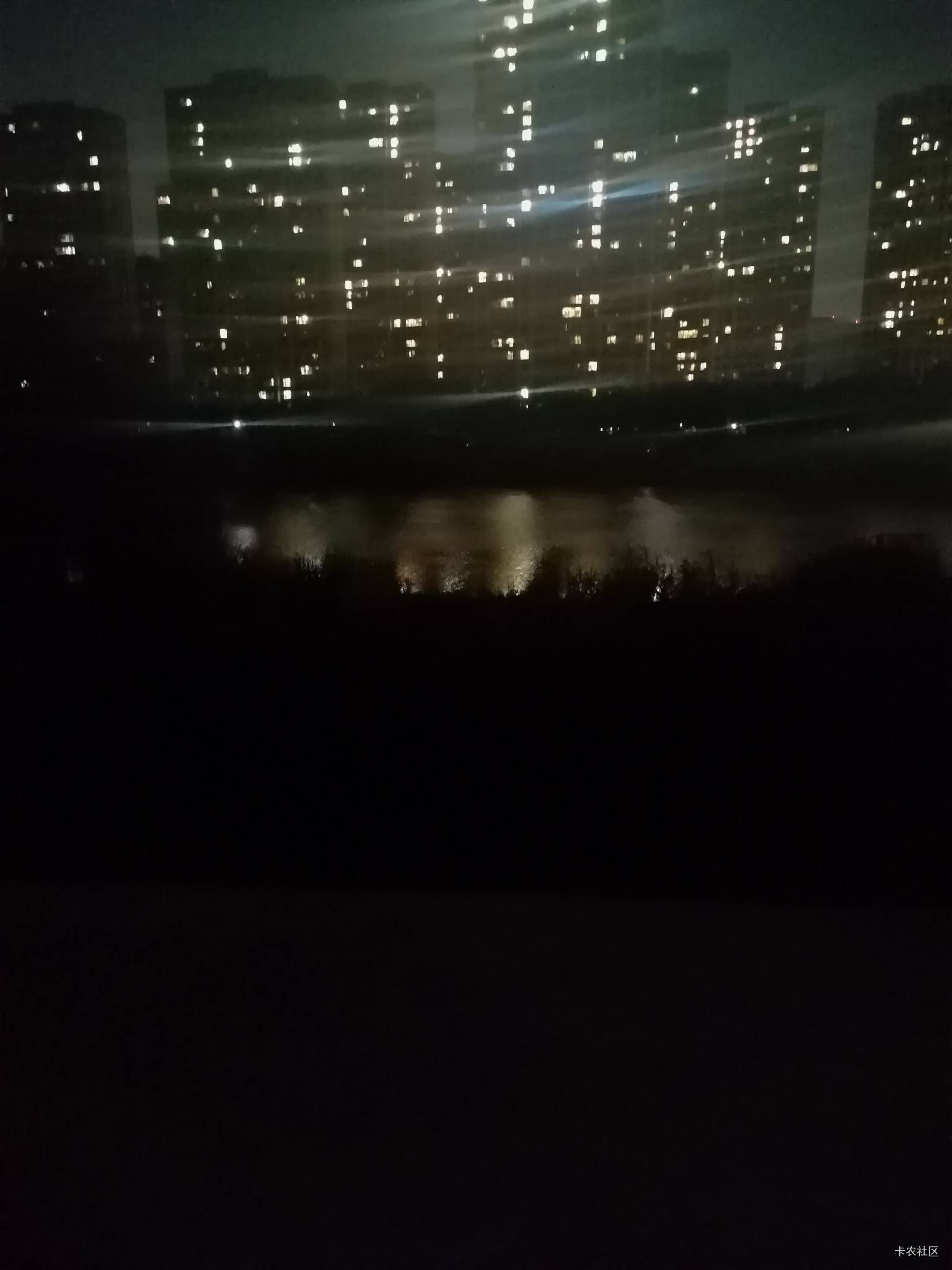 老哥们，我先睡了，明天见



45 / 作者:少年与龙 / 