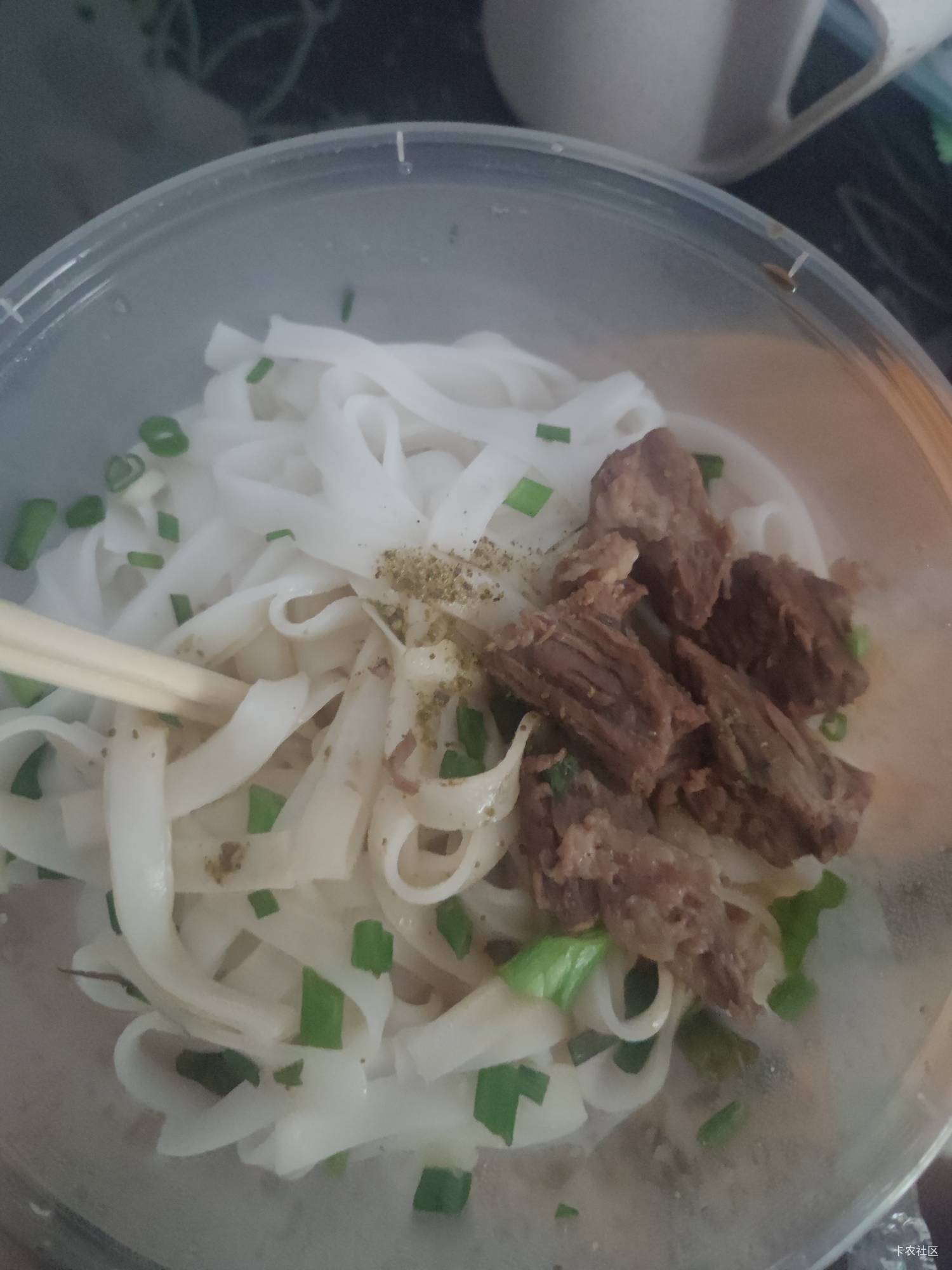 18块钱就这几块牛肉含泪吃下

41 / 作者:留学生 / 