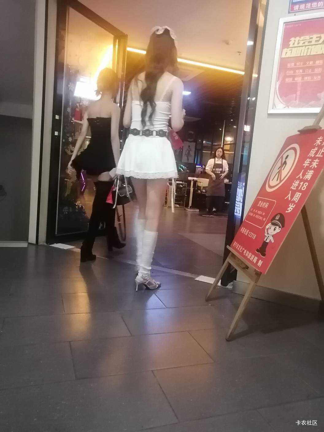 美团这狗r的一到天气异常，下大暴雨就来活动，想来引诱我，不可能上当的，我跑nm，cs10 / 作者:瘸腿仙狐蓝雨亮 / 