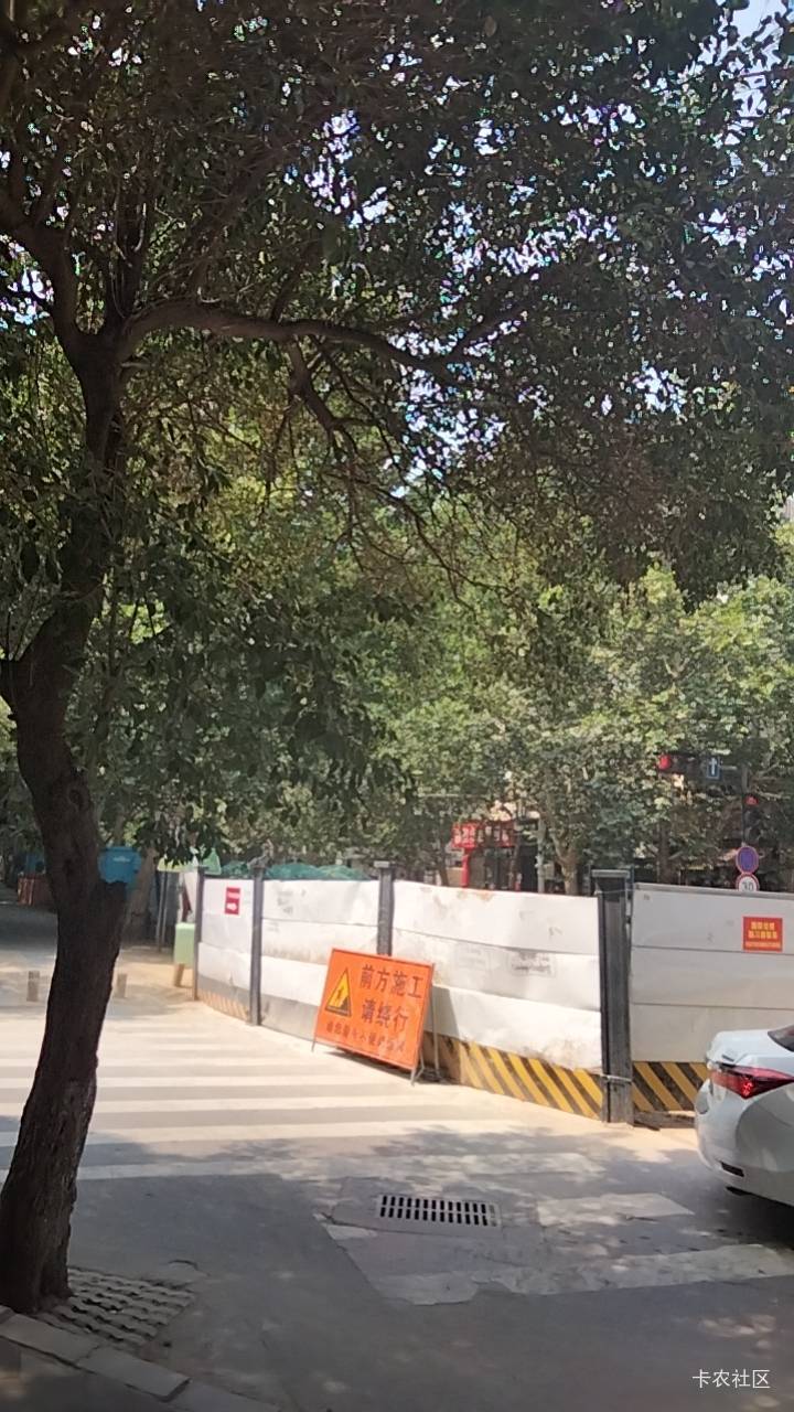 周日，今天六小时的事，除去93工资60高温补贴，到手152块多，也不知道咋还倒扣几毛钱93 / 作者:五局 / 