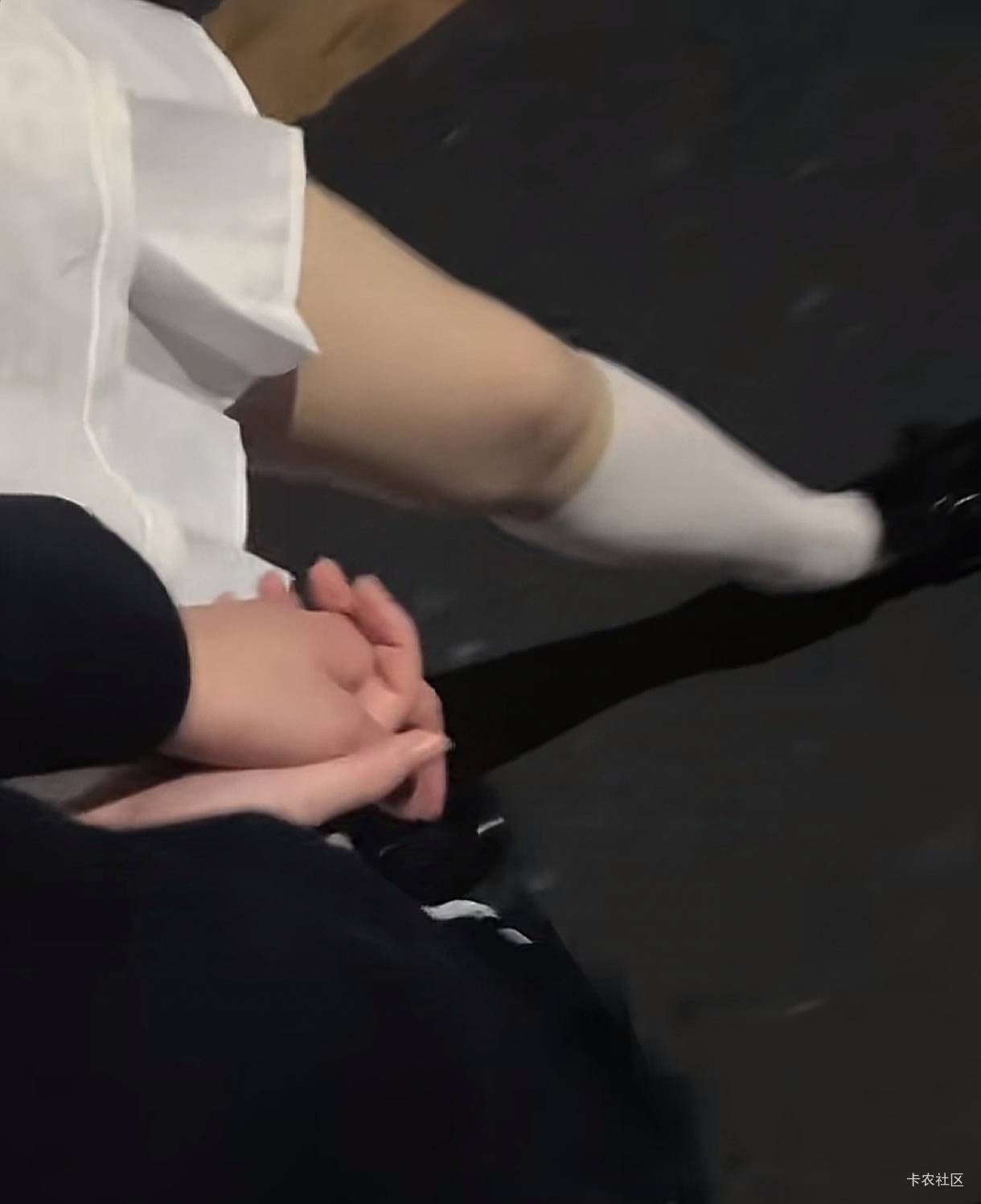 本帅当年也是拥有过30多个女人的男人，无奈之下选择了现在的女人，因为她家里有钱，上52 / 作者:牛粪炒豆豆 / 