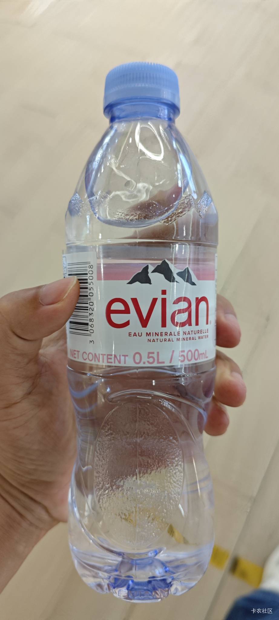 依云？不会是智商税吧！和农夫山泉一样？

44 / 作者:卡农豆包 / 