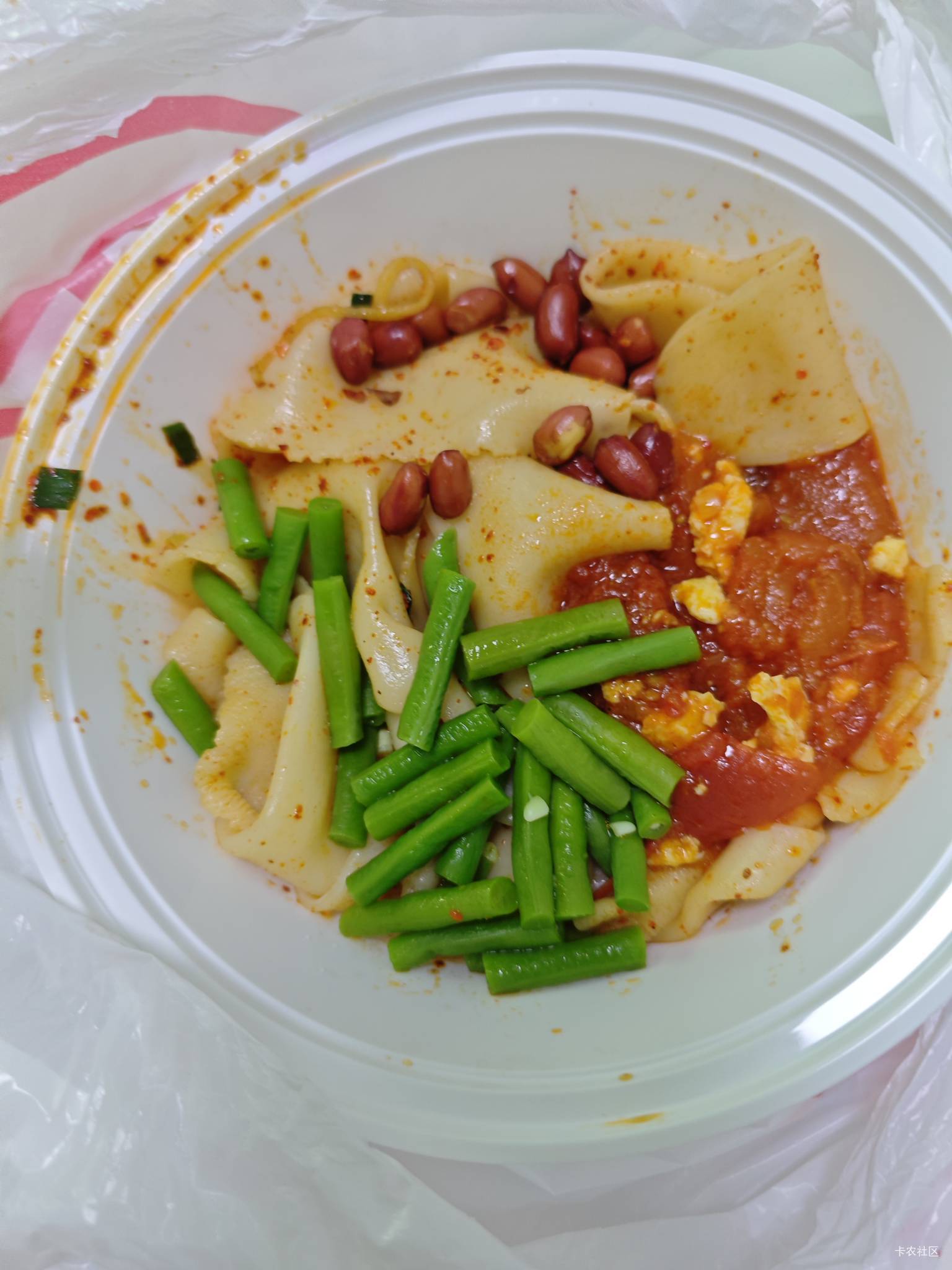 1块钱买的油泼面

71 / 作者:夞蕤毂㝶 / 