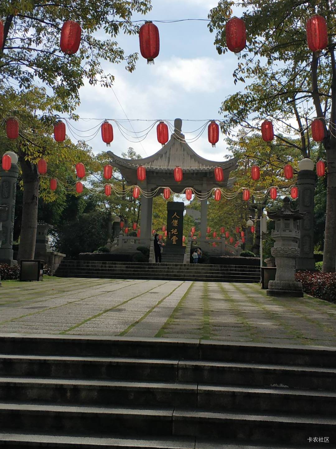 老哥我也难了，寻找一个空放或者条子，需要500元，每天打卡50元利息，下周五归本。谢31 / 作者:0分黑户 / 