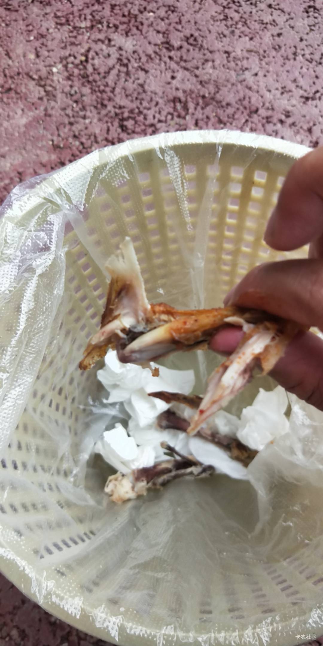 听老哥，点了连锁的，不会拉肚子吧？10元钱买了一只鸡，一杯可乐， 用了深工的5美团现80 / 作者:卡农第一骚 / 