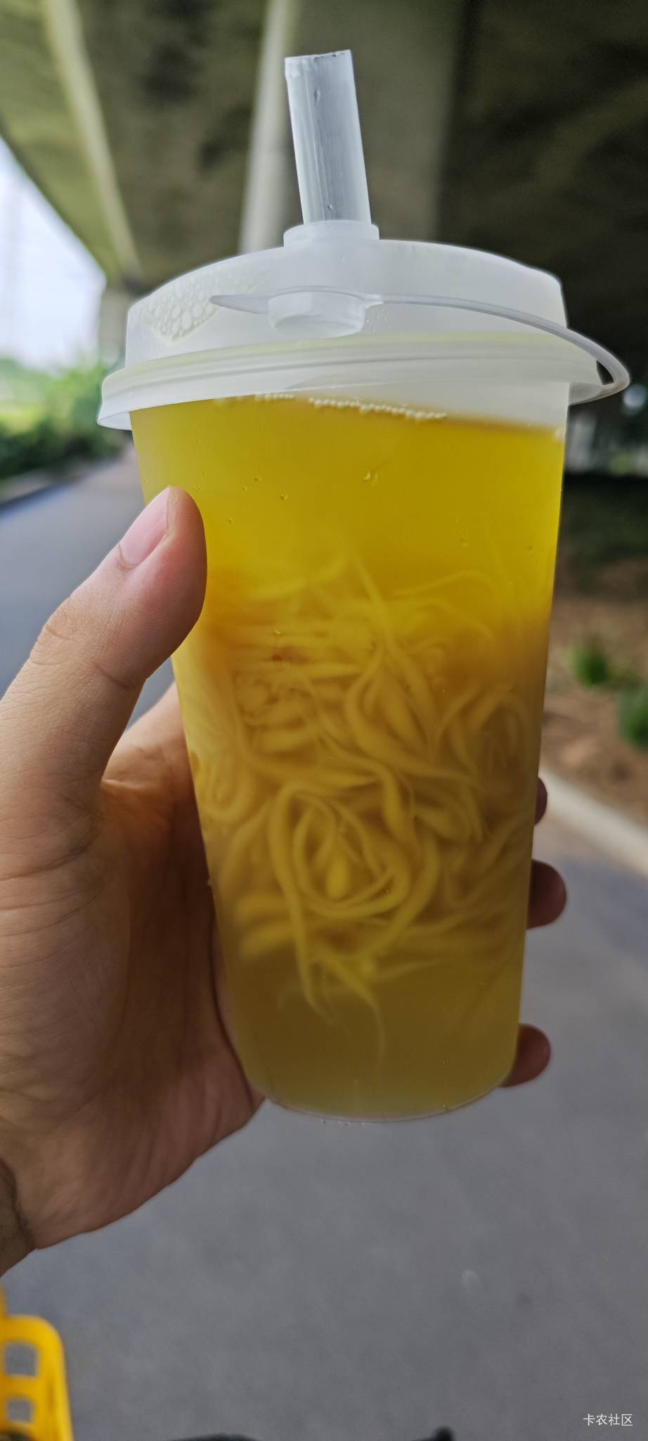 前天喝了一杯感觉还不错，今天又干了一杯

25 / 作者:卡农豆包 / 