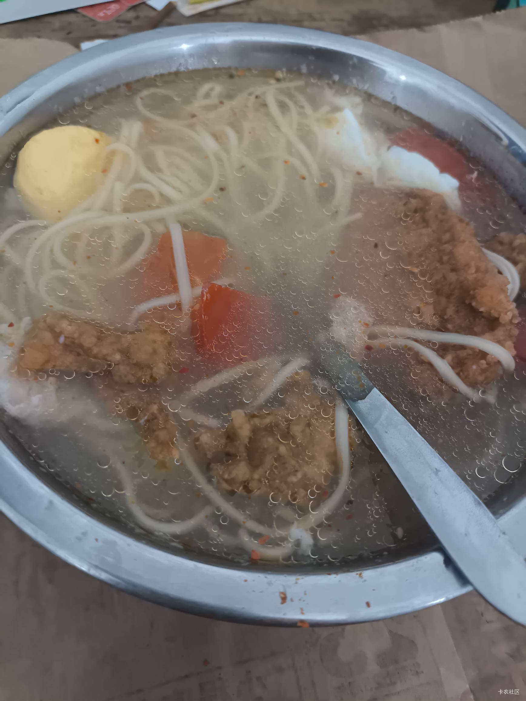 简单一餐，都是申请来的羊毛，建行免费鸡蛋和面条，美团几乎免费的西红柿，京东1块钱9 / 作者:hem / 