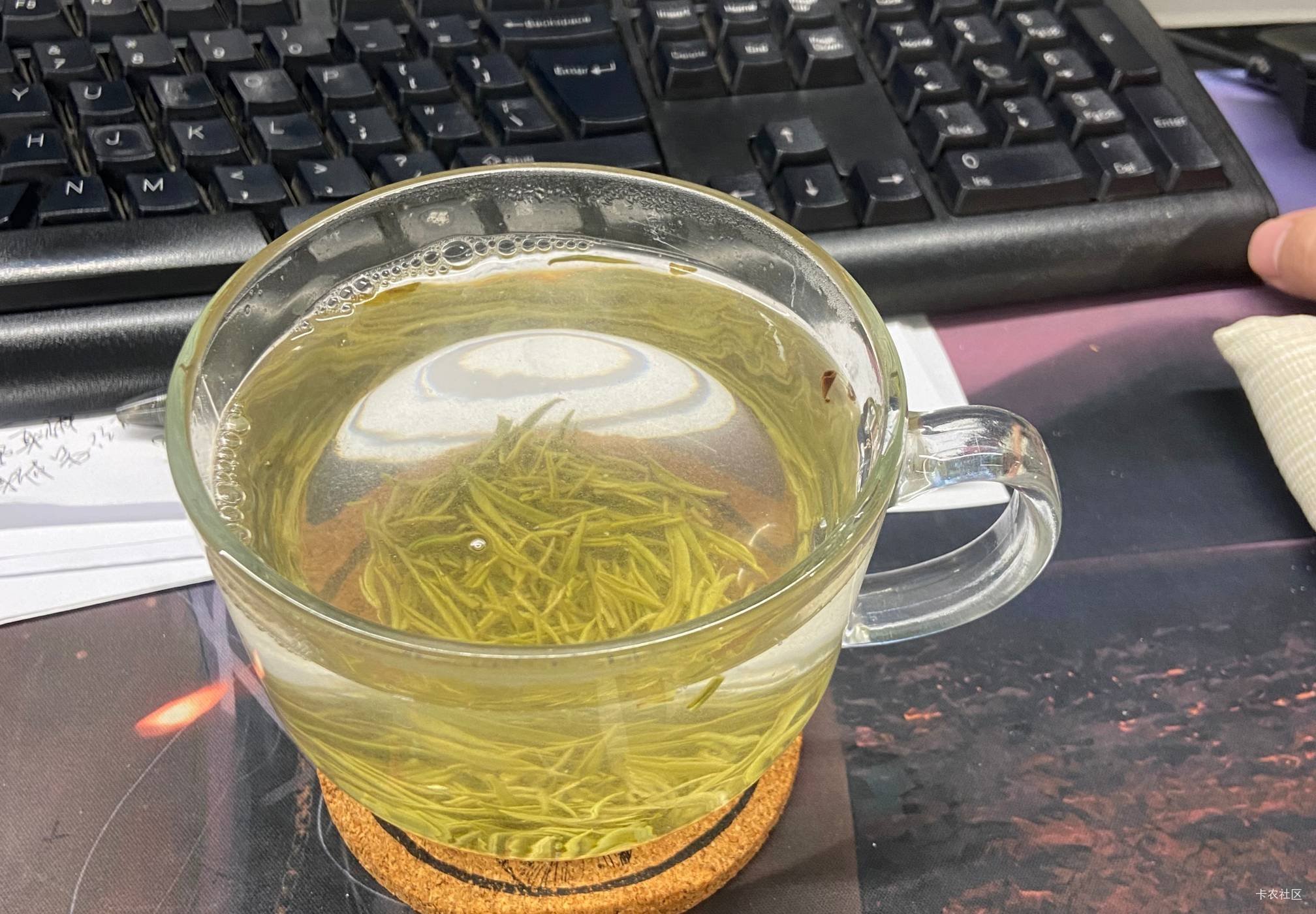 老哥们 身份证快过期了 外地怎么办理啊 搞哈罗都不能搞 还有一段时间呢 上传都提示快12 / 作者:人生海海鸭 / 