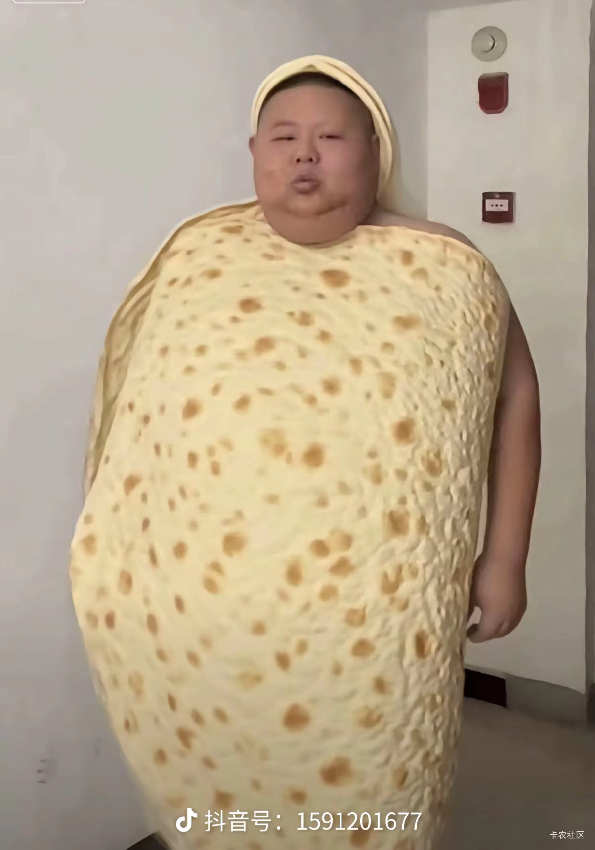 高德大号抽了20次。两个和多号刚用真我分身都打了，昨天没弄，不知道后续会黄不，两个23 / 作者:小老弟儿c / 