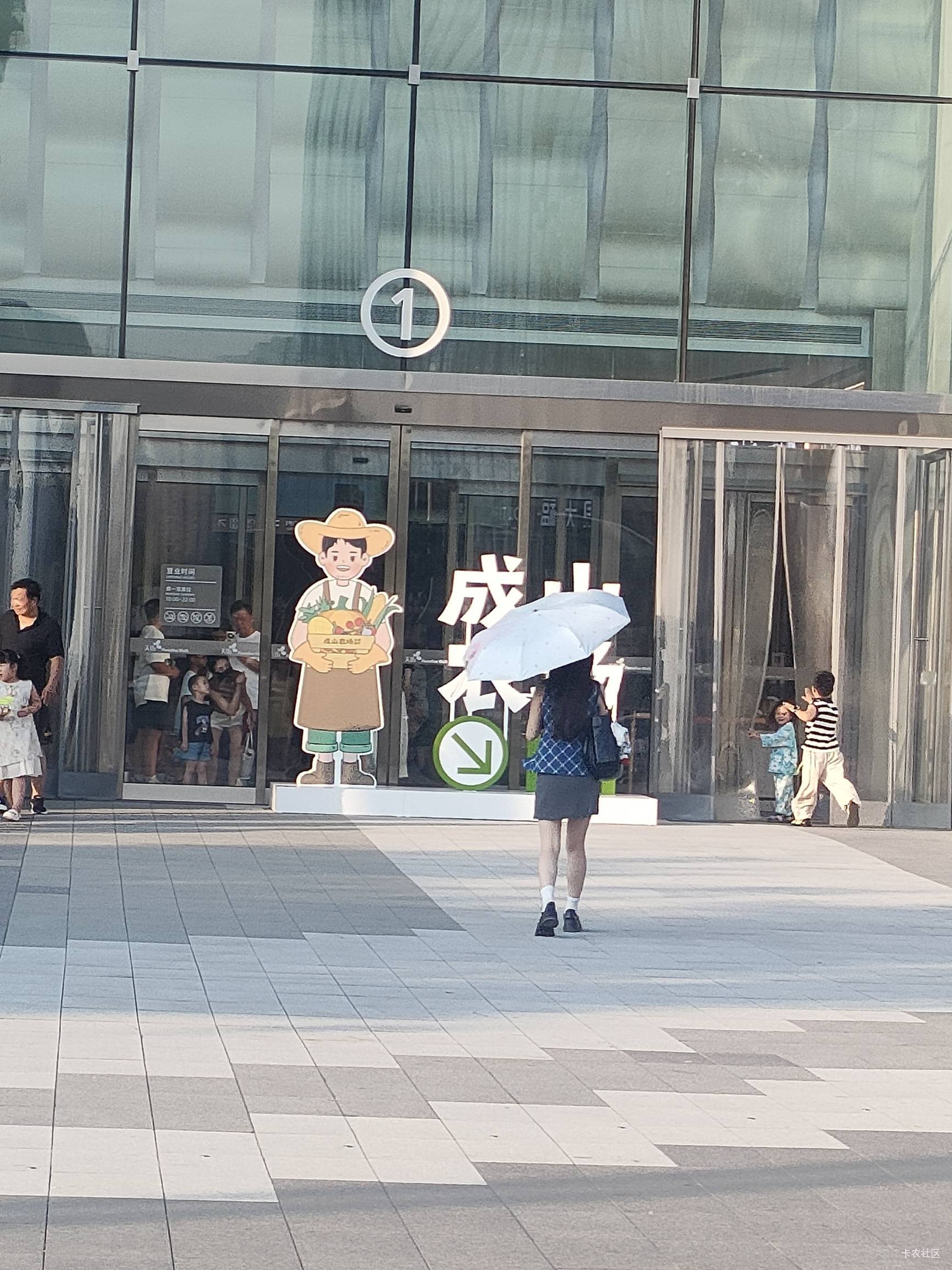 温馨提示下，停机南通的，有些老哥说领取没到卡包，进活动页面，点我的奖品，详细进去47 / 作者:程冠希哥哥 / 