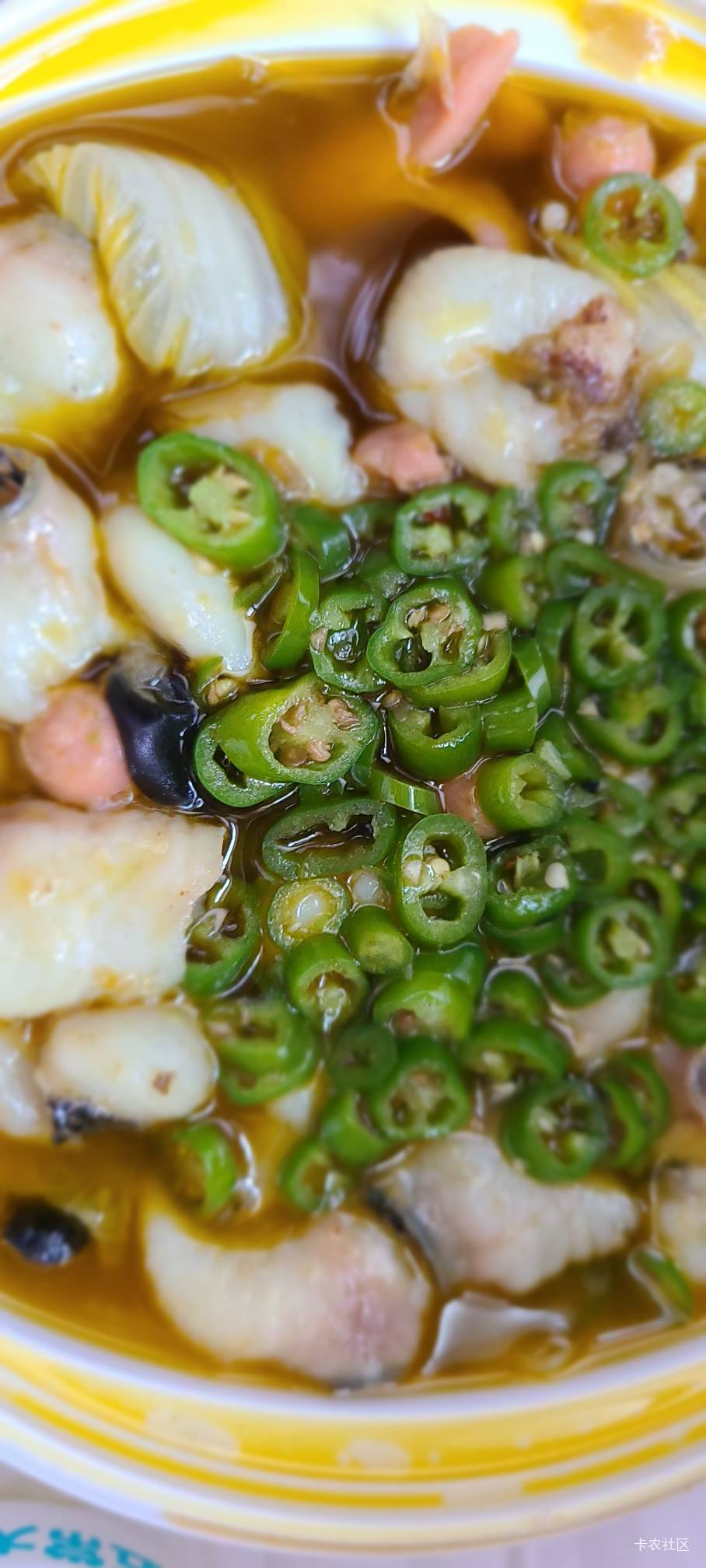 好饿啊，挂b了几天，在看抖音广告，还差一点提15块。吃饭了

93 / 作者:本宝宝金 / 