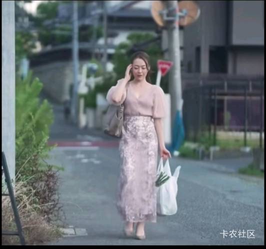 谁有

62 / 作者:弱水只取一瓢饮 / 
