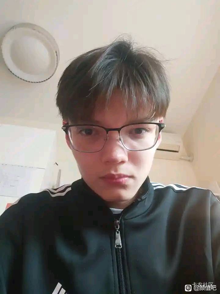 长这样算校草颜值吗

22 / 作者:好好做个卡农人 / 