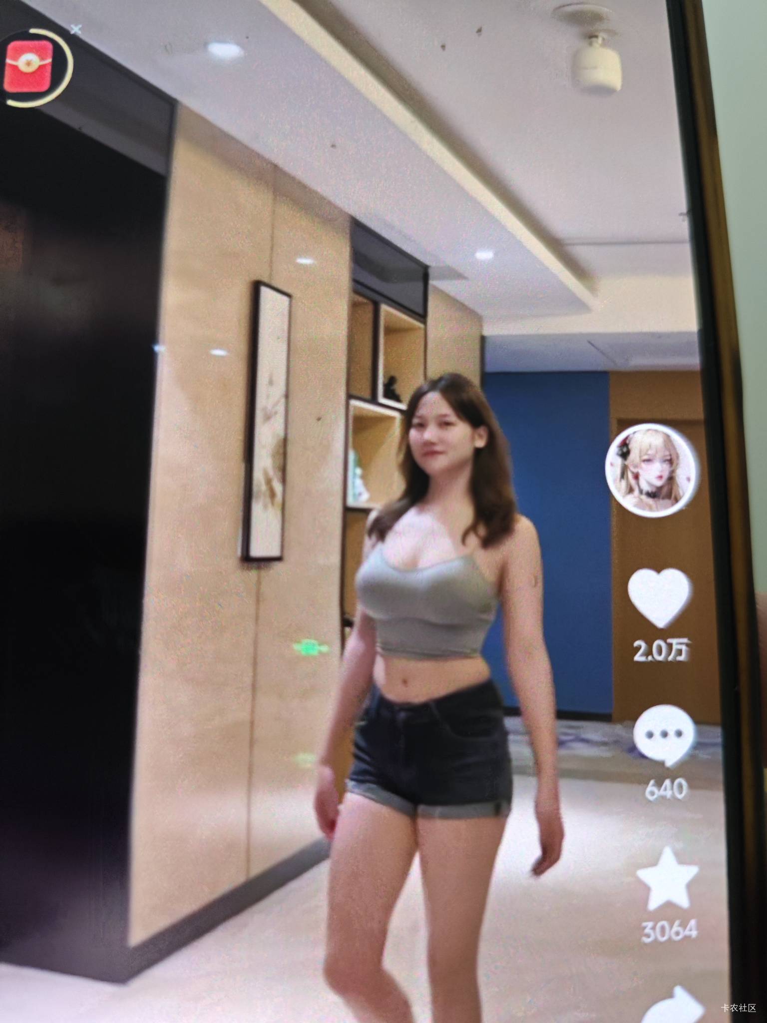 刷着抖音看这女的身材真是顶呀，有食欲


76 / 作者:突发奇想 / 