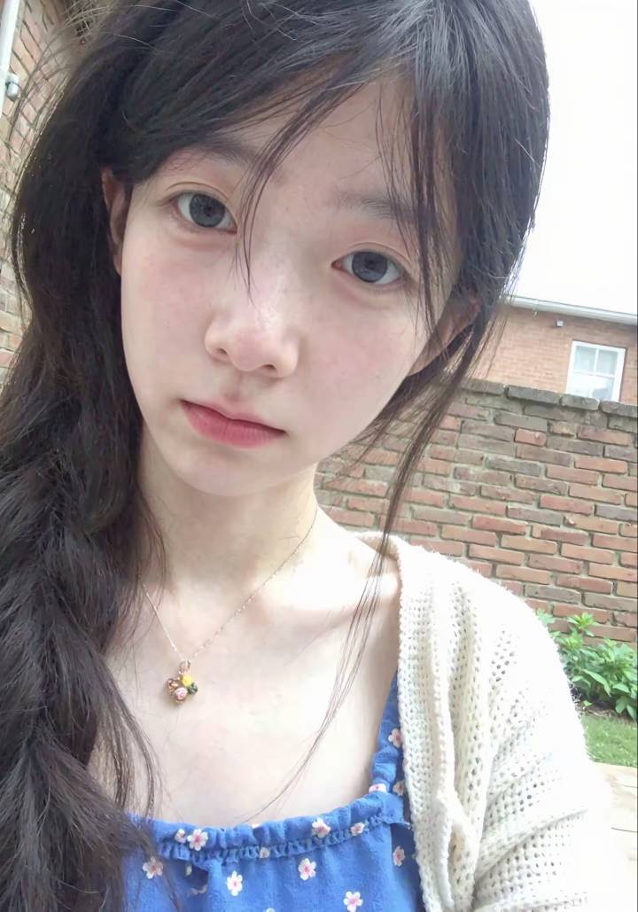 可以当你女朋友么



56 / 作者:好好做个卡农人 / 