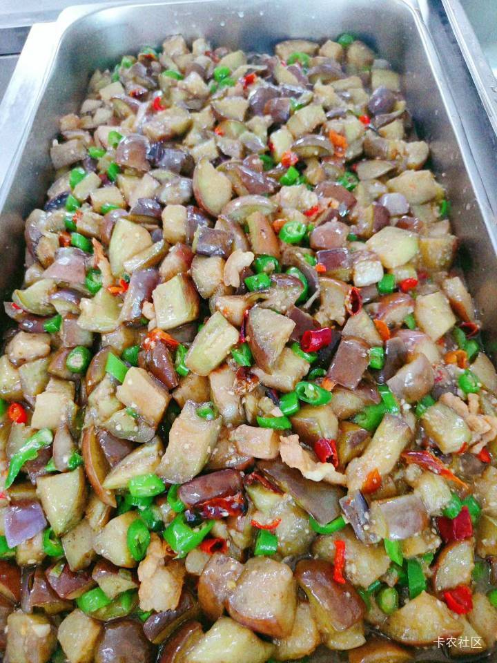 厂里的伙食那么好，赶紧去进厂






89 / 作者:二娃宝妈 / 