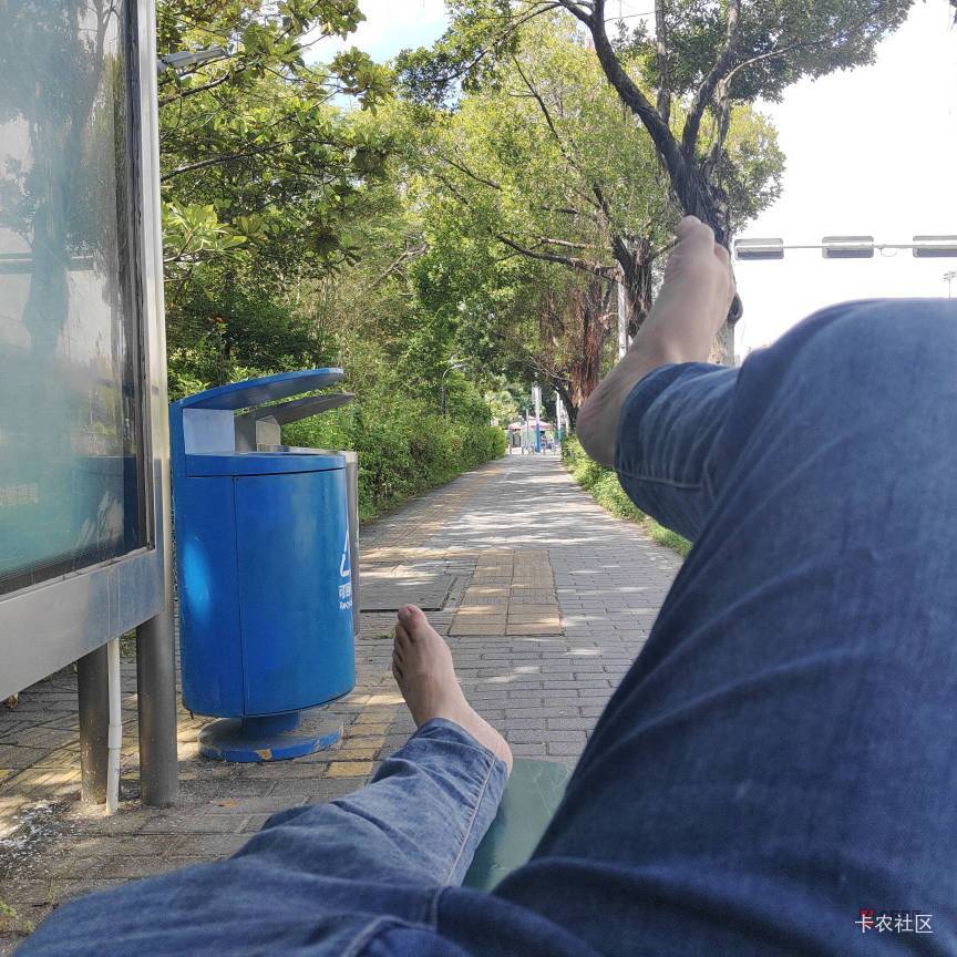 刚被人打一顿，未婚妻也不见我了

25 / 作者:枫霜降 / 