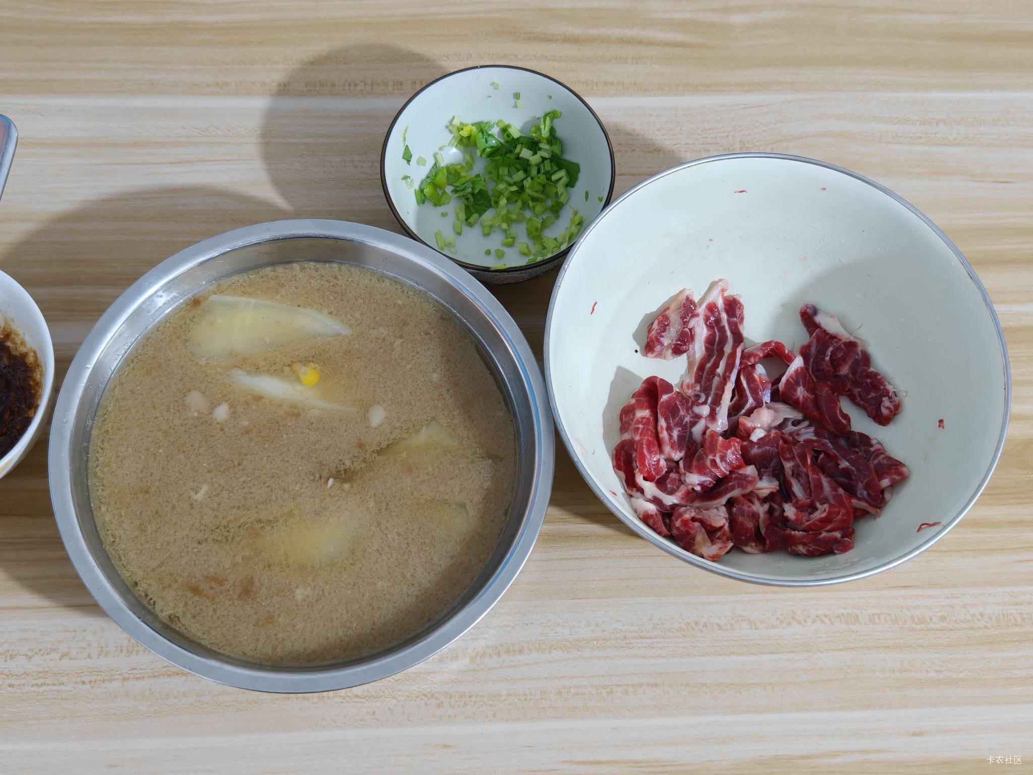 孤独的人吃牛肉

5 / 作者:神孙策 / 