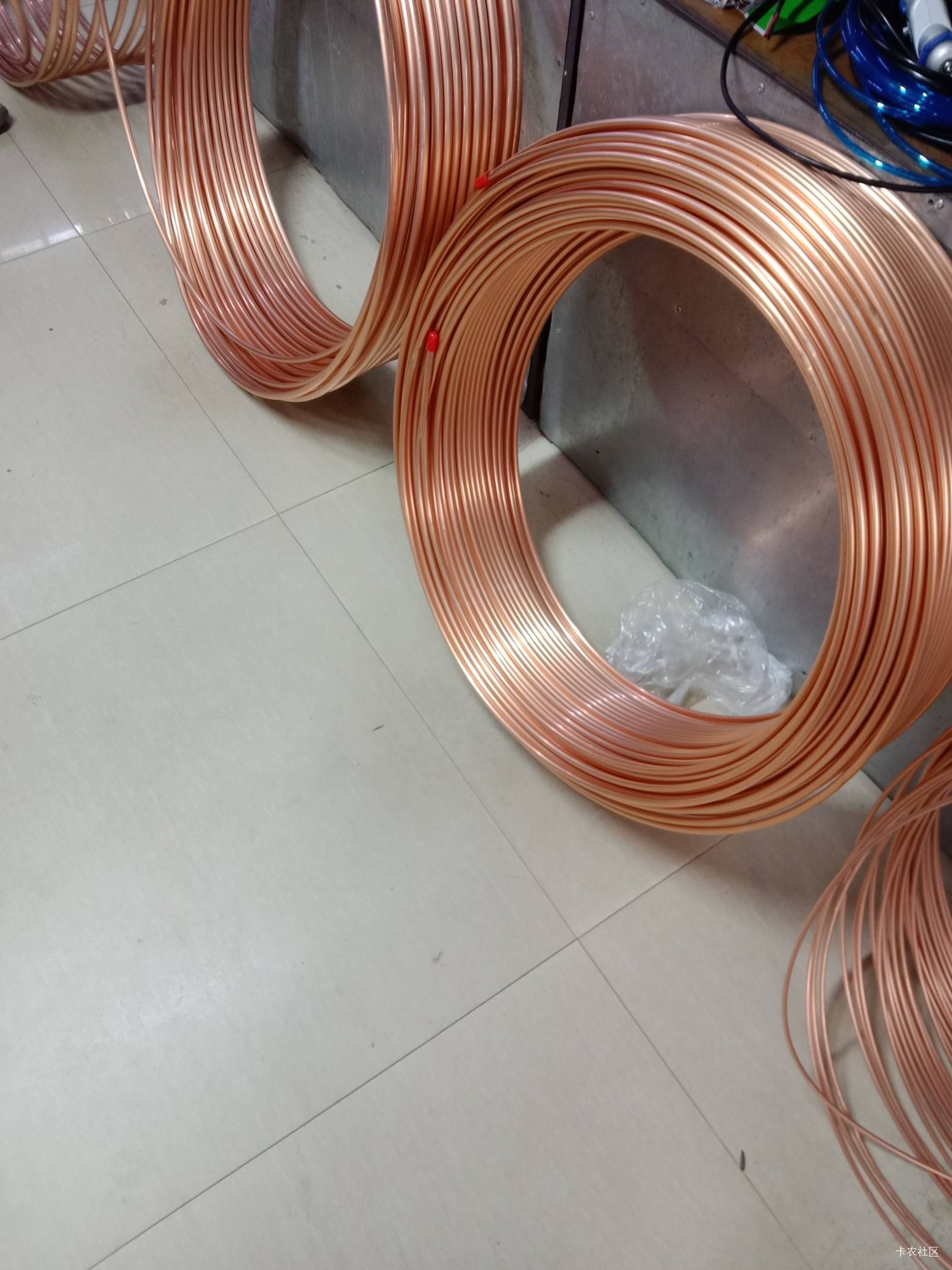 别睡啊啊，老哥们。不要等到天亮拍大腿。

51 / 作者:mmmmkbh / 