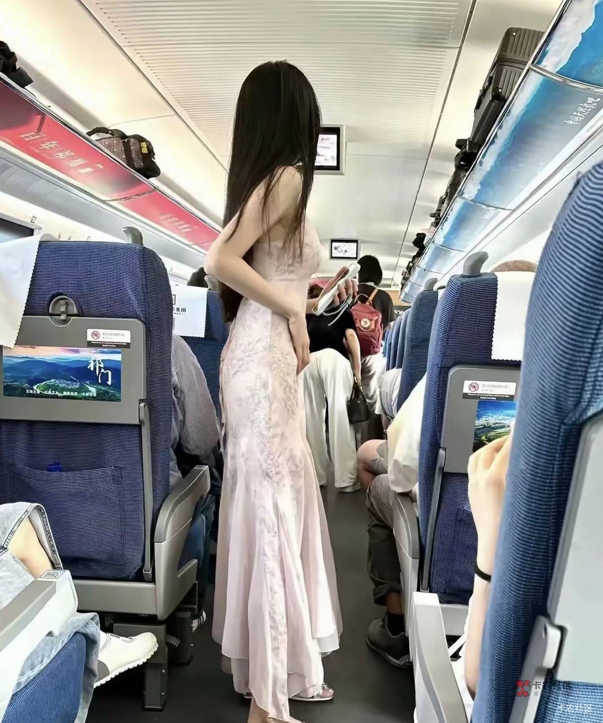 打个卡吧

31 / 作者:十三陆 / 