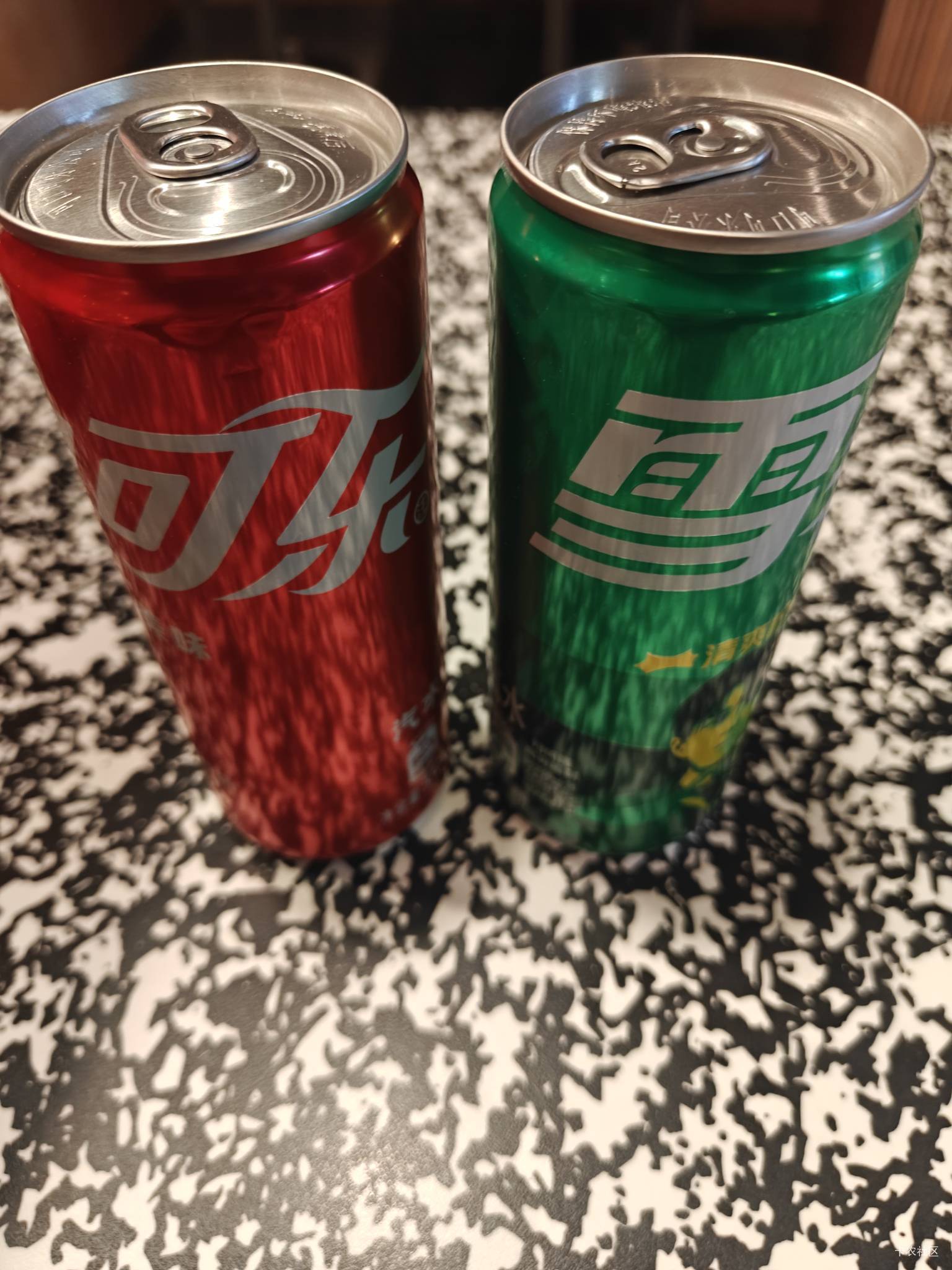 湖北用户可以天天去中百罗森薅瓶快乐水，这个月是可乐雪碧二选一，可以接码多号


35 / 作者:卡农人才济济 / 