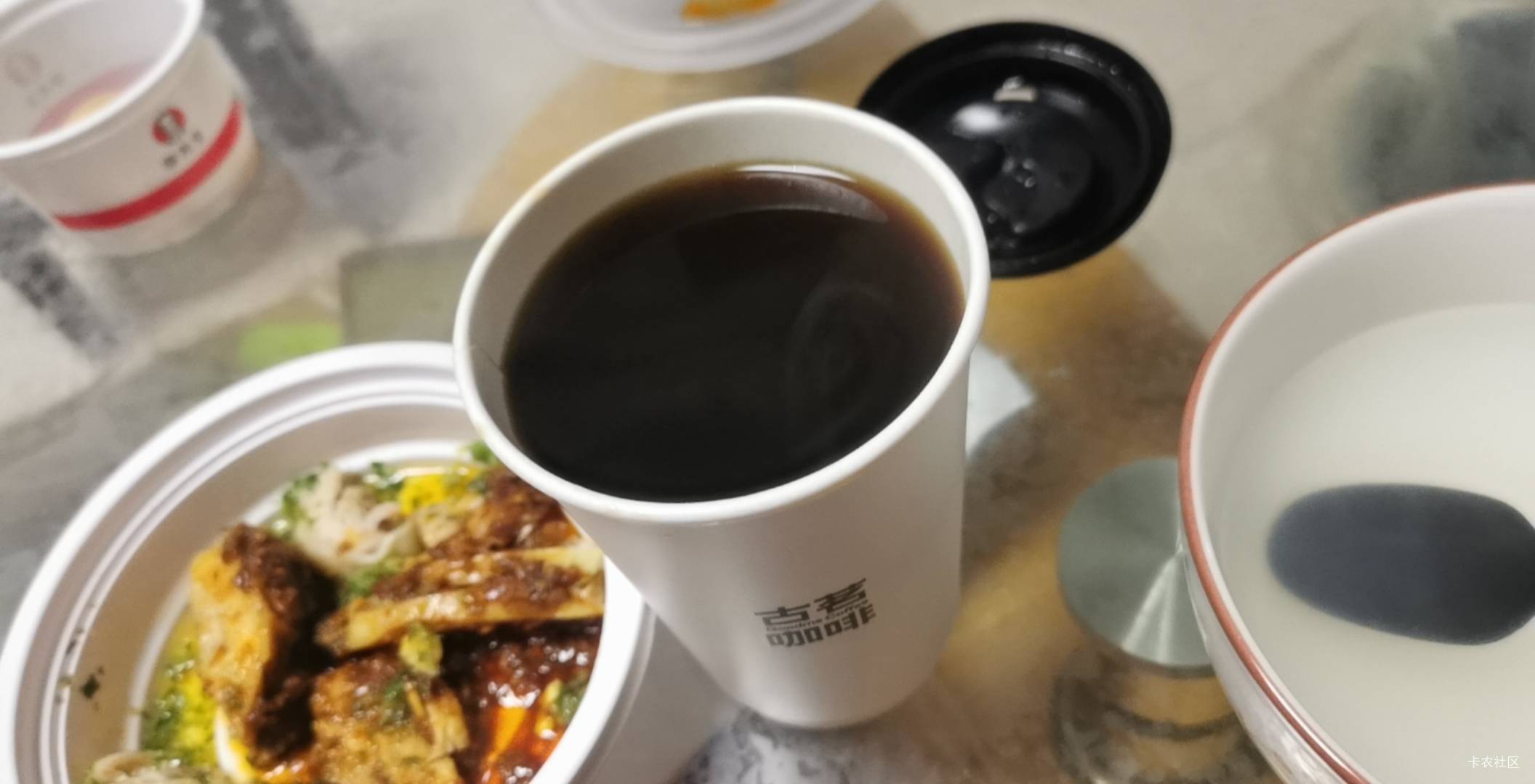 日…………太难喝了

92 / 作者:向日葵@/ / 