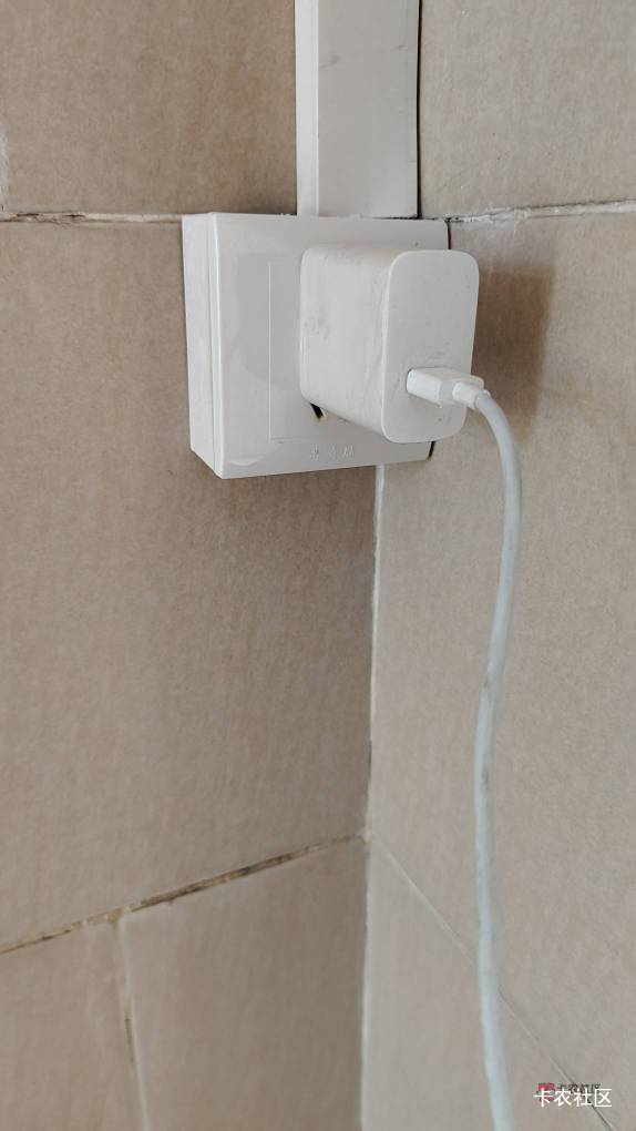 老哥，彻底绝望了@宁波躺平老哥 



30 / 作者:广东瘫痪老哥 / 