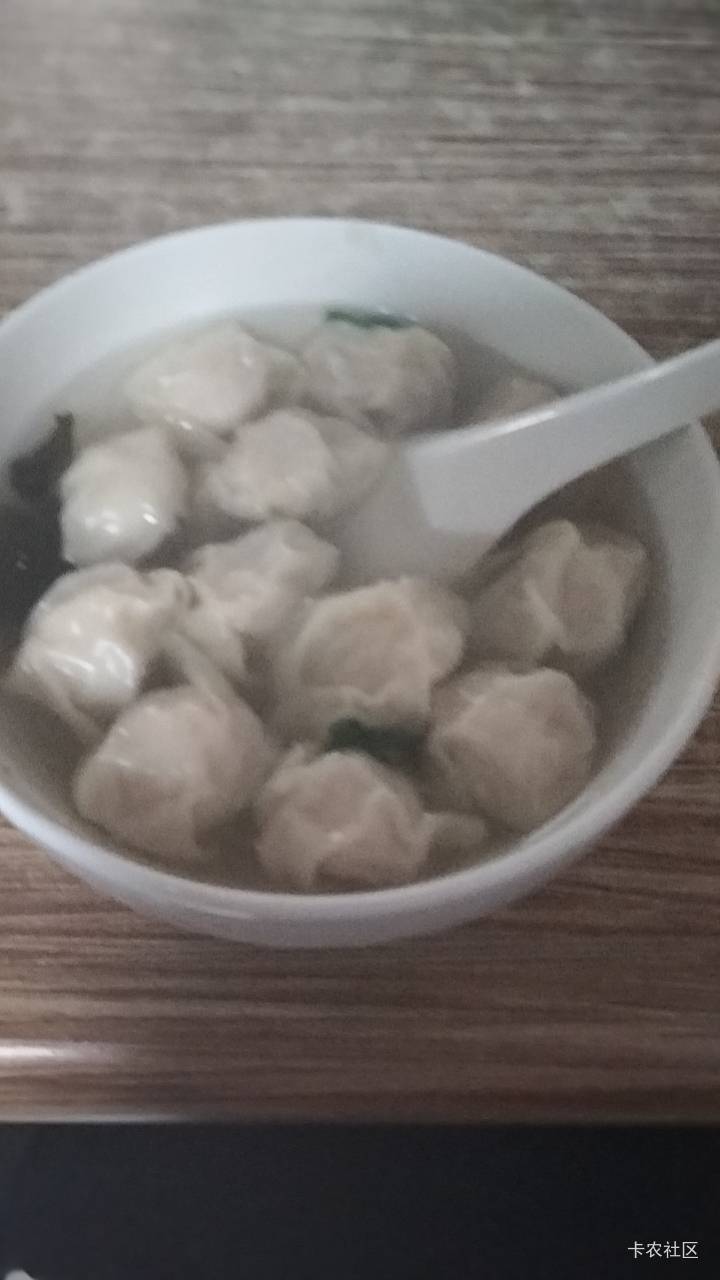 前俩年老农天天薅福建羊毛，这听小饭店福州俩口子说话，一句也听不懂

93 / 作者:五局 / 