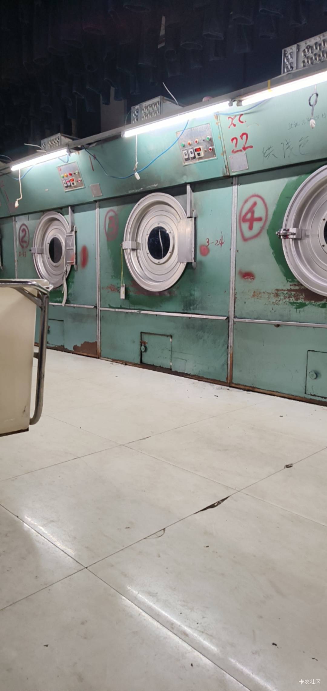 我在什么厂？

1 / 作者:可惜他不听jay。 / 