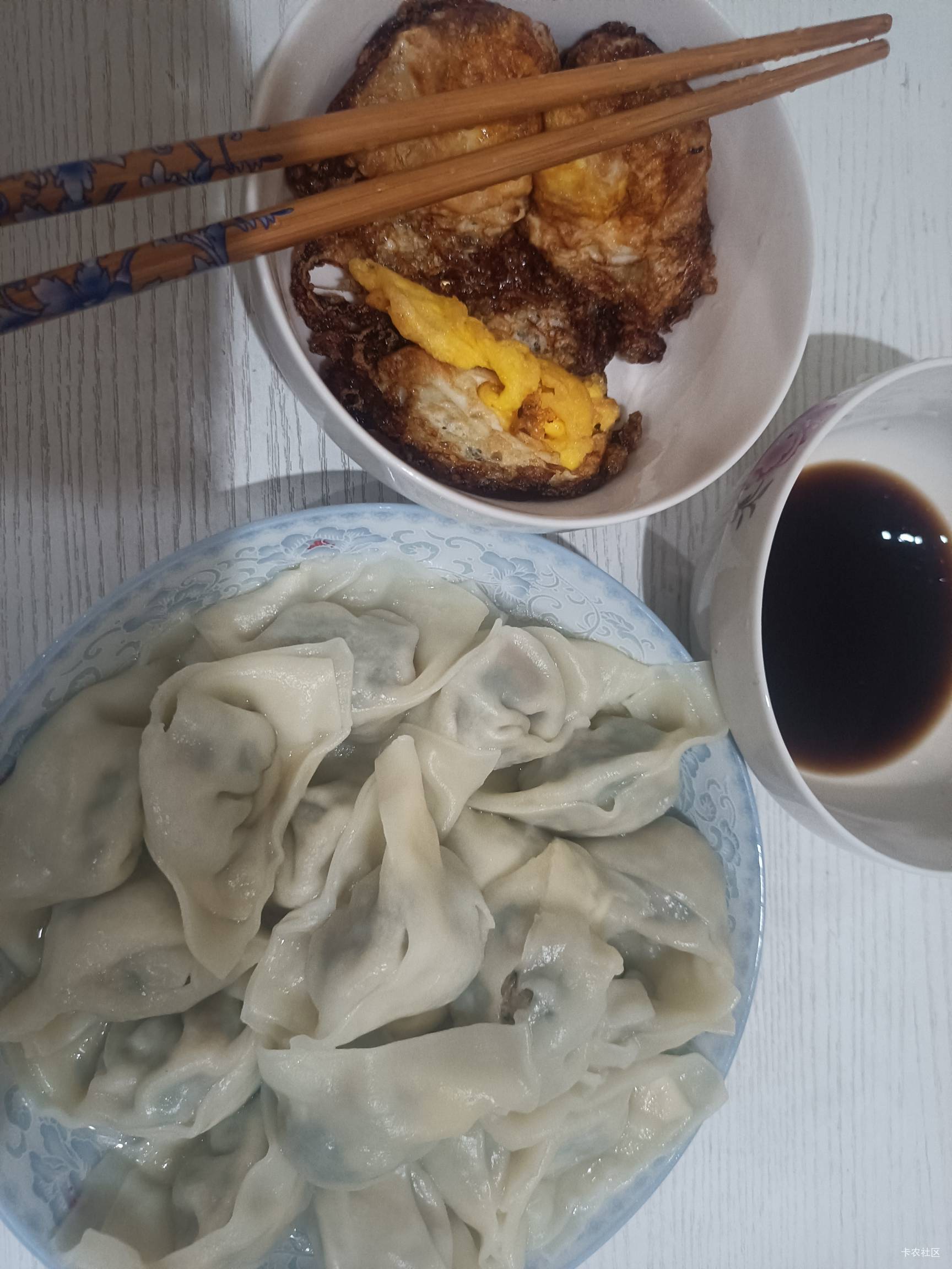 老哥们先吃，

55 / 作者:初夏啊 / 