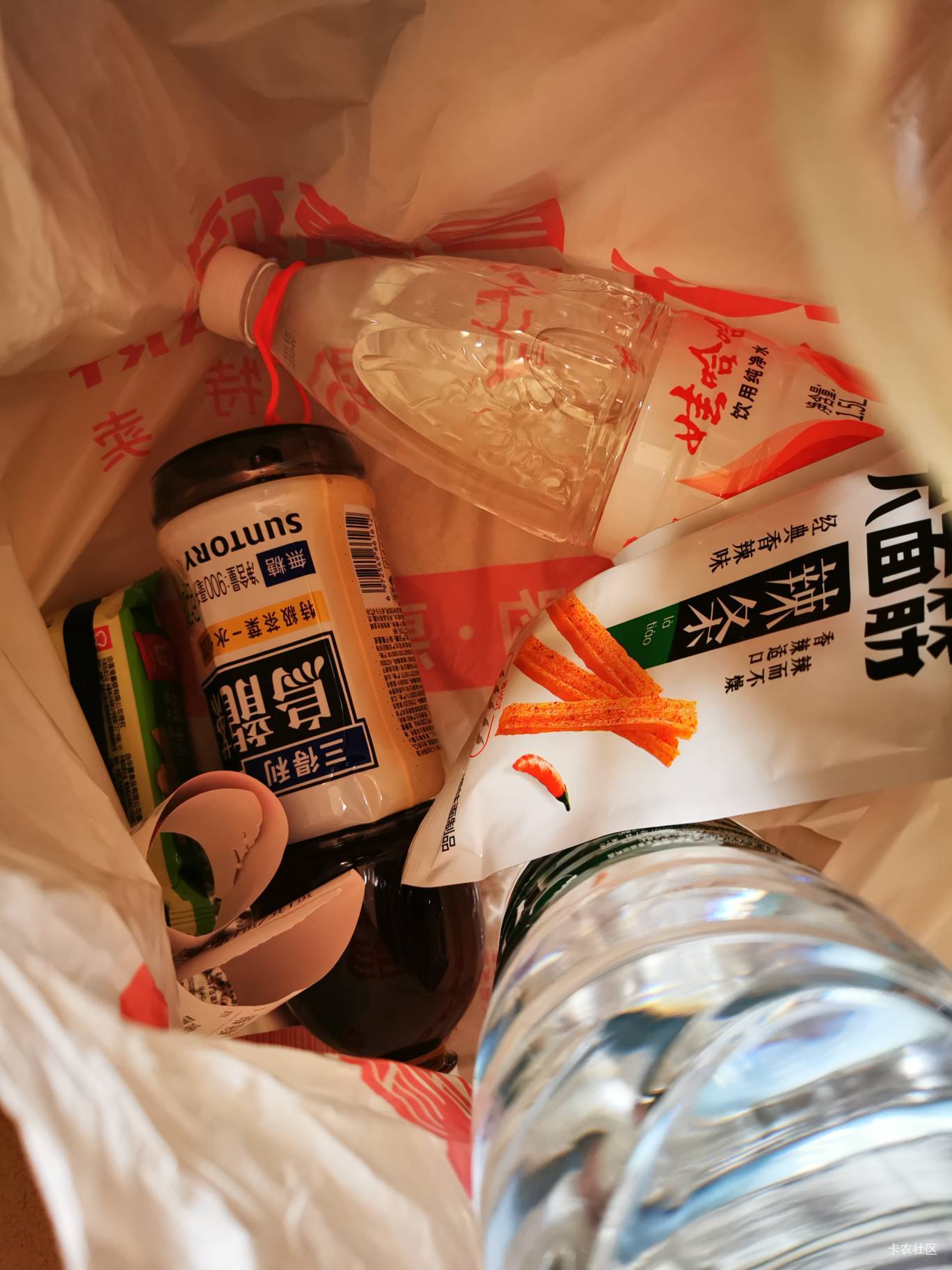 美团搞个免单活动，规则呢，改来改去，被申请也是hg

17 / 作者:阿生的故事 / 