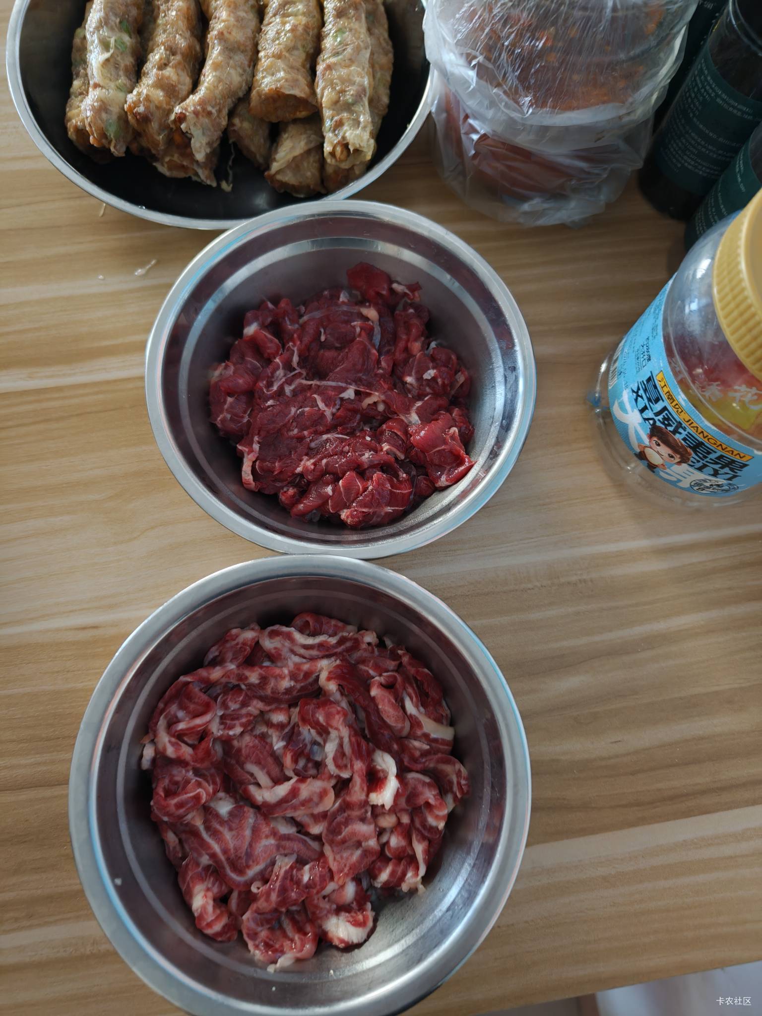 孤独的人准备吃牛肉火锅

73 / 作者:神孙策 / 