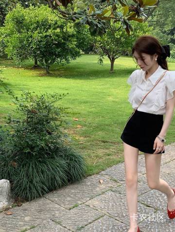 小沫我想你了，今天又没录到毛，又饿一天，相信你看见我饿着你也会心疼的吧！

100 / 作者:Get沐沐 / 