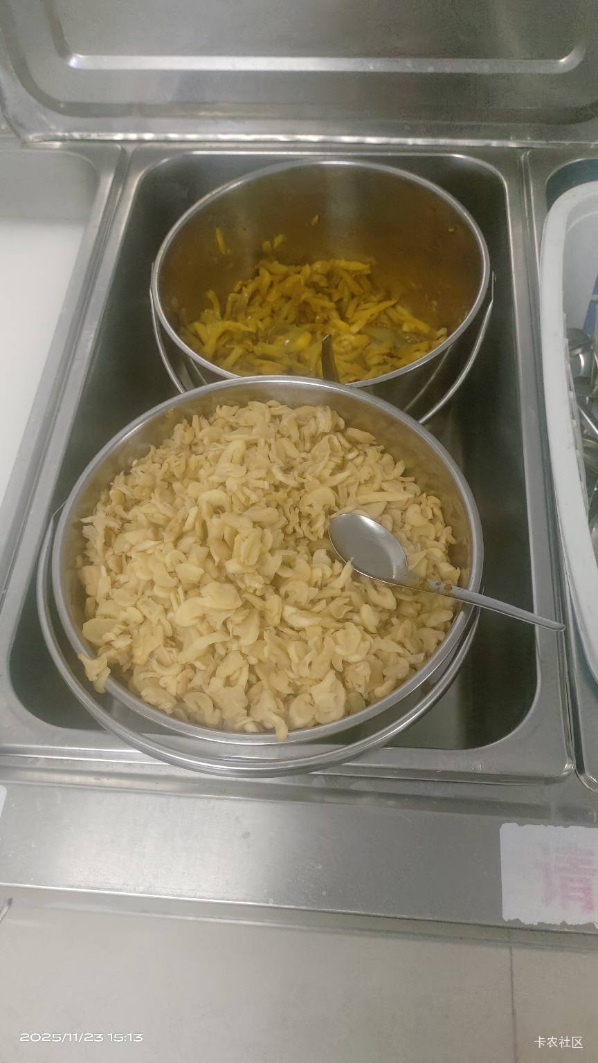 老哥们快来献点点光荣又有得食又有得拿





48 / 作者:卡农最后一位帅哥 / 