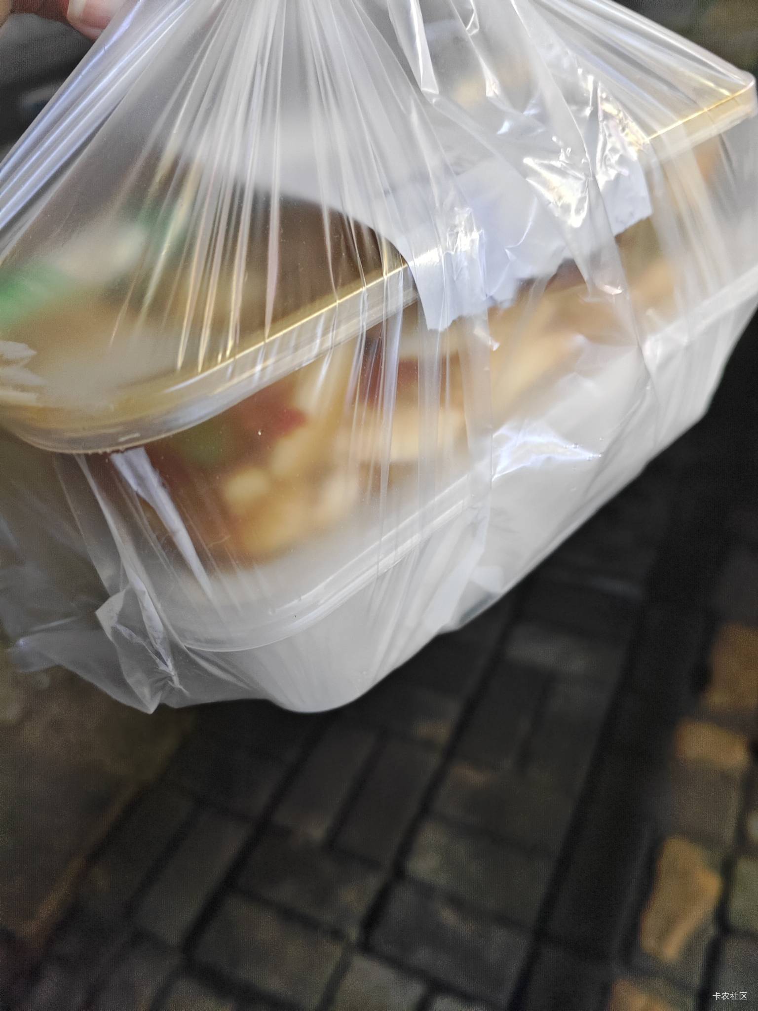 4块钱，家常豆腐配米饭

40 / 作者:二娃宝妈 / 