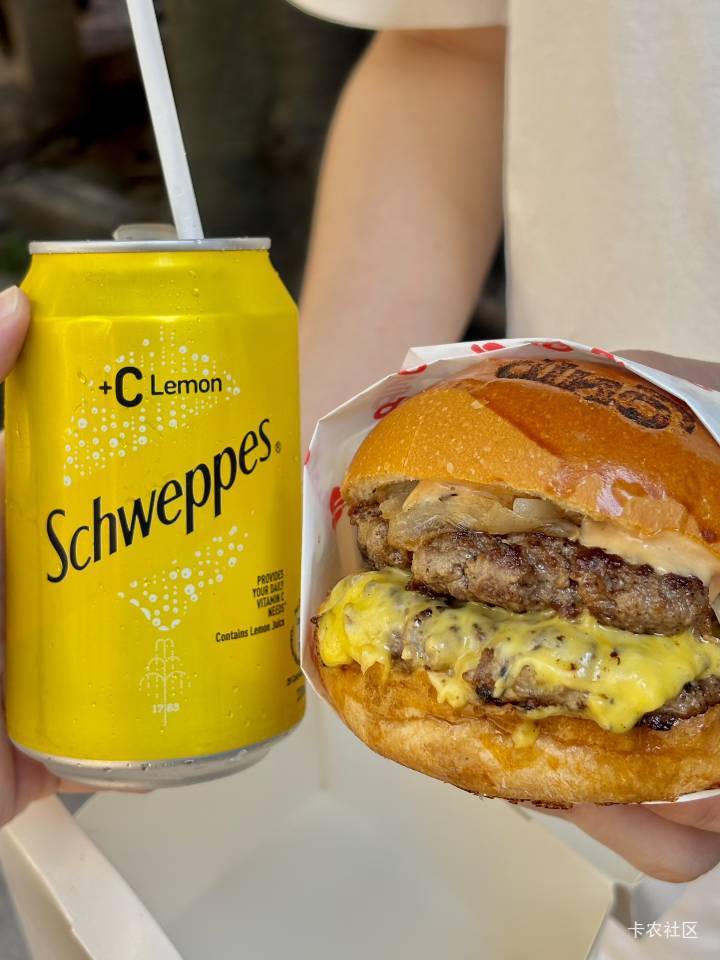 有些人坏得流脓，京东都黄了，现在退款都退不了了，还在骗别人下单

64 / 作者:卡农村局长 / 