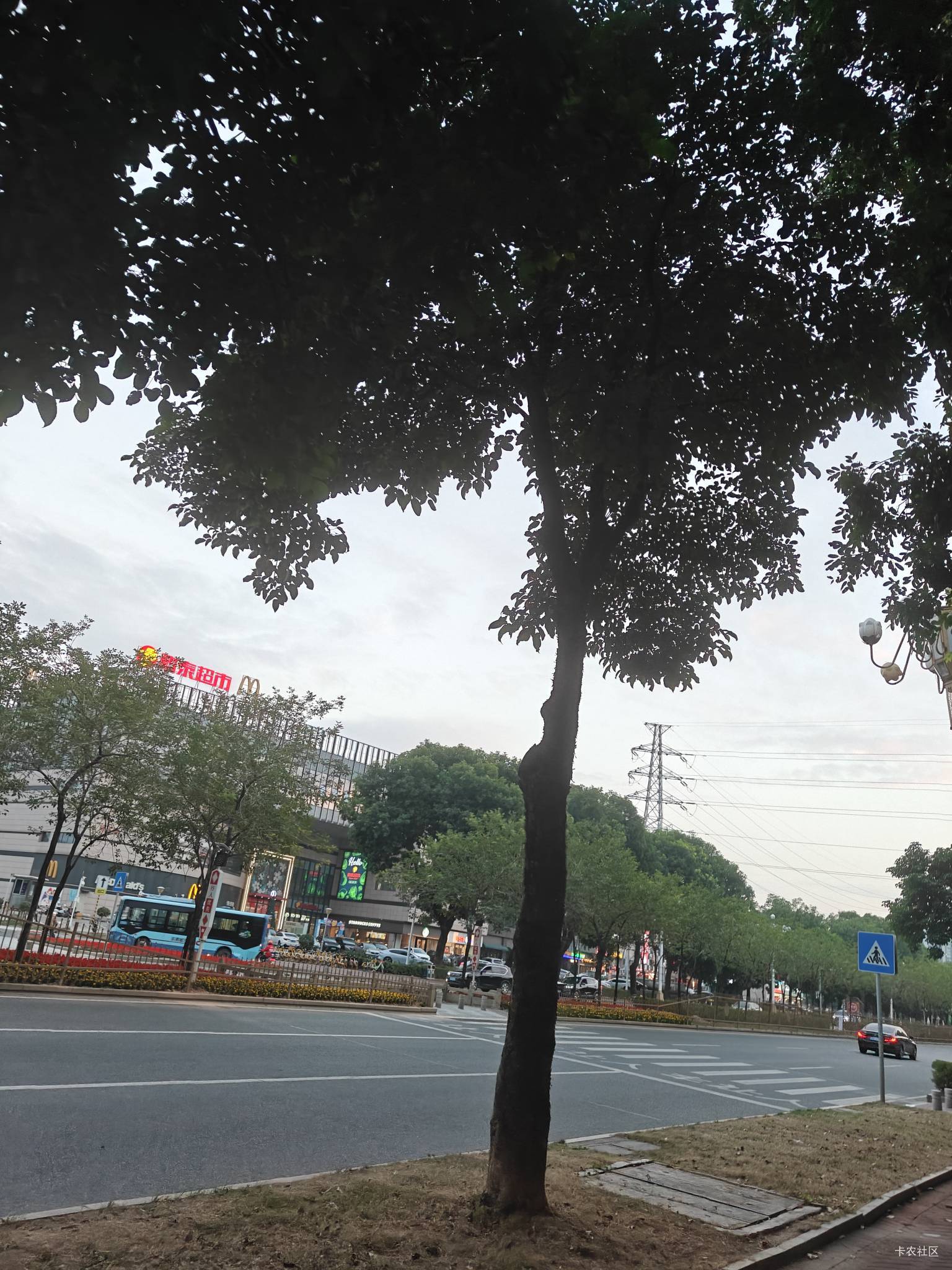 人生之追求不应于身外之物，帝皇铠甲-合体！

21 / 作者:独处此心光明。 / 