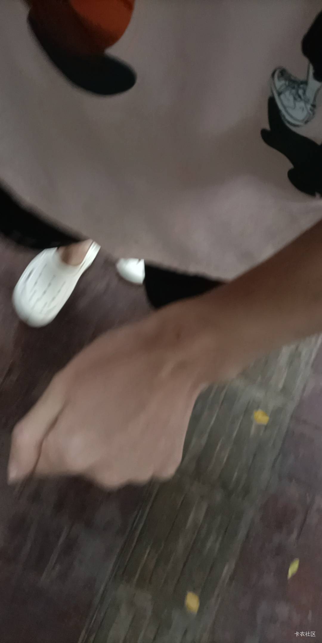 老哥们冷啊 昨天出来的时候不冷 今天我这样要回去 感觉大街上就我这样穿

57 / 作者:爆炸老哥在线ki / 