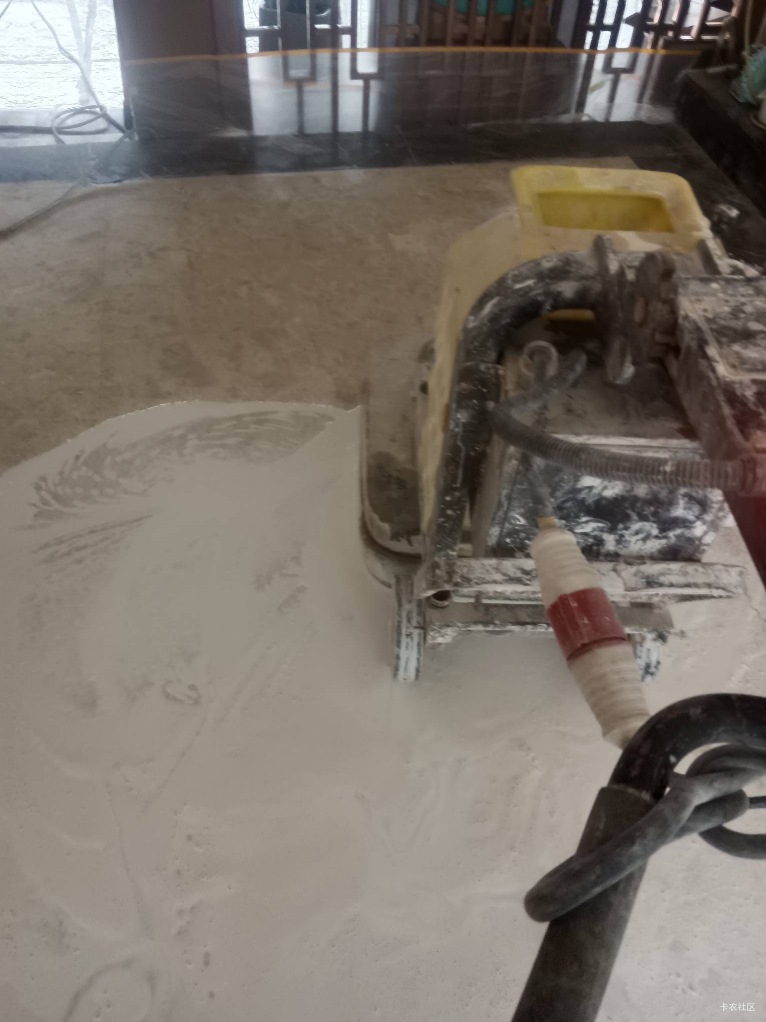 老哥们顶不住了没毛了还是老老实实上班吧  有大毛的时候叫我一声

76 / 作者:南浅北枙 / 